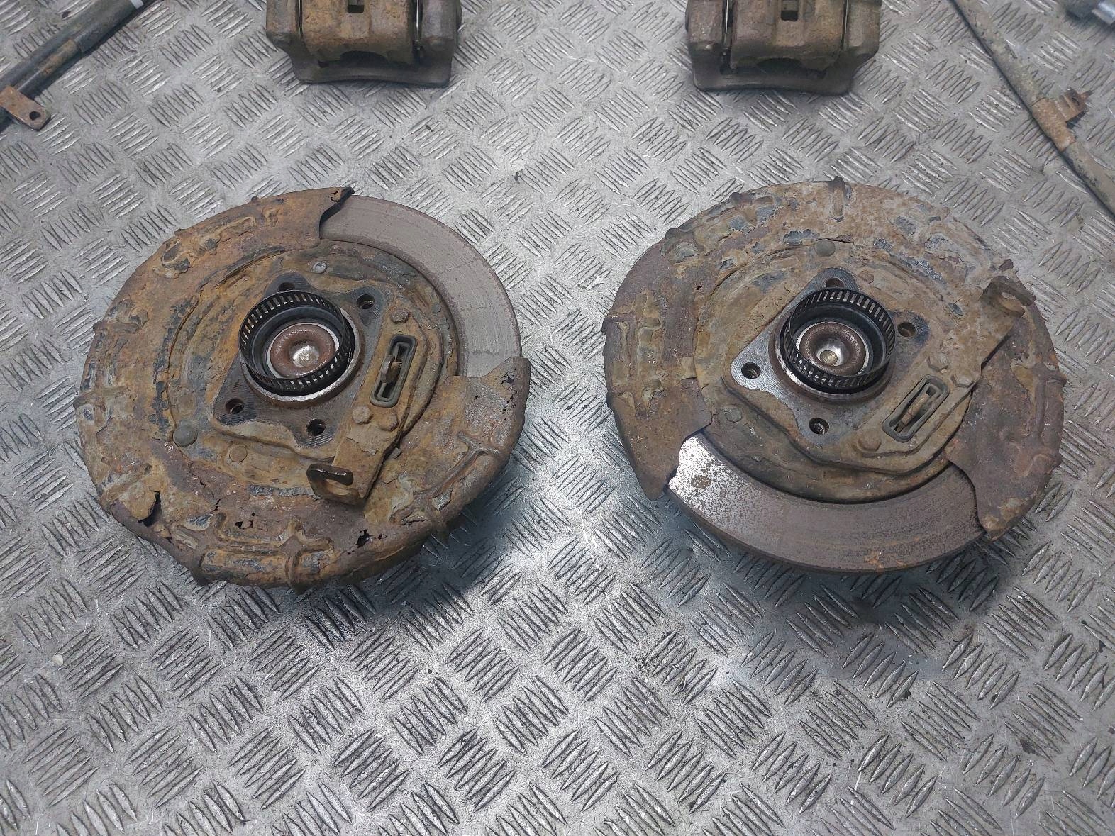 discs brake rear part + calipers + ropes HYUNDAI I30 and 1.6 16V