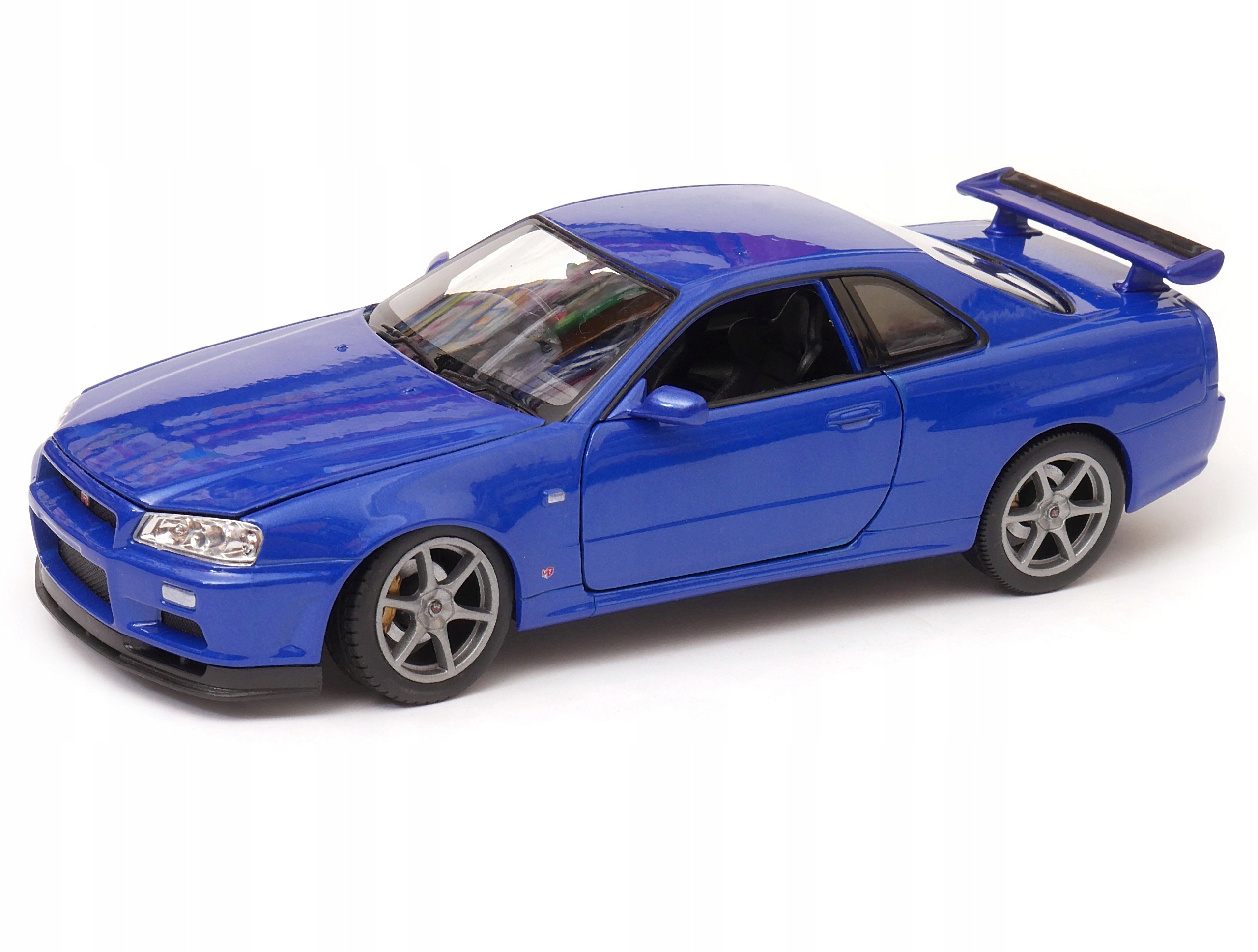 Nissan Skyline Gt-r (R34) Welly model 1:24
