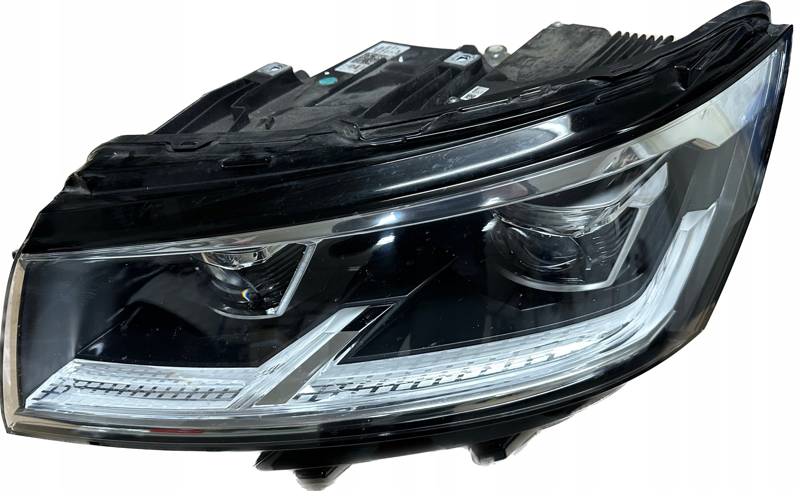 VW Multivan T6.1 lewa lampa FULL LED przód EU igła