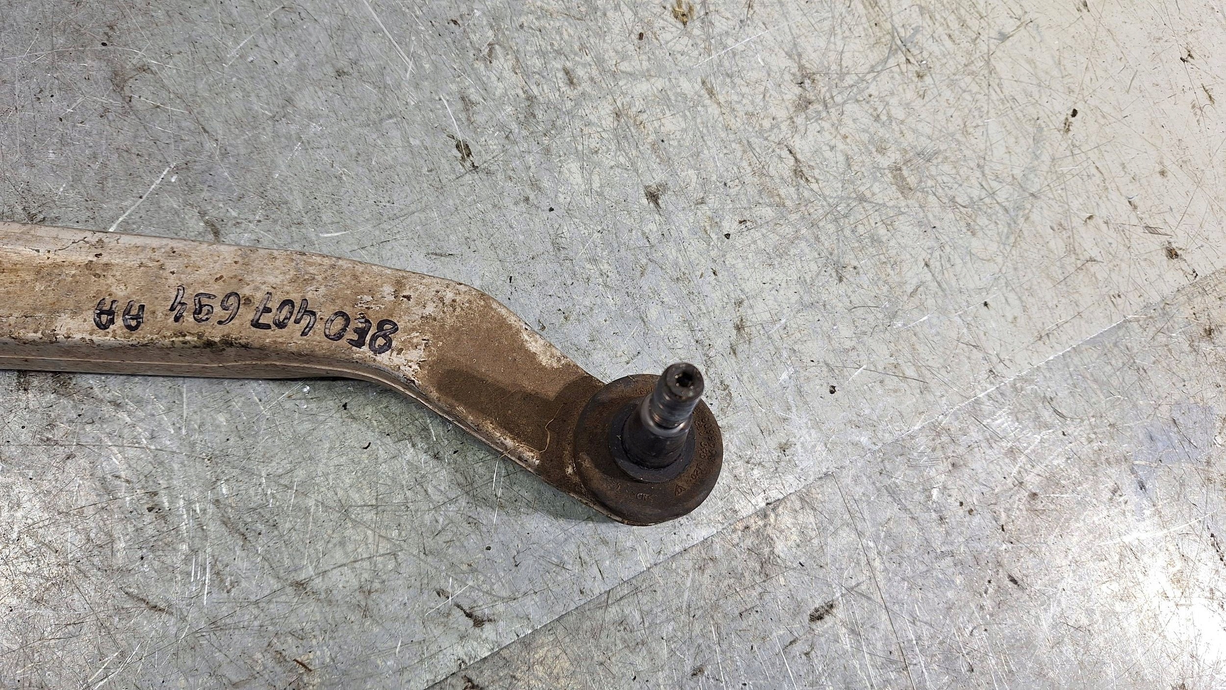 arm right front 8E0407694AA AUDI A4 B6 B7