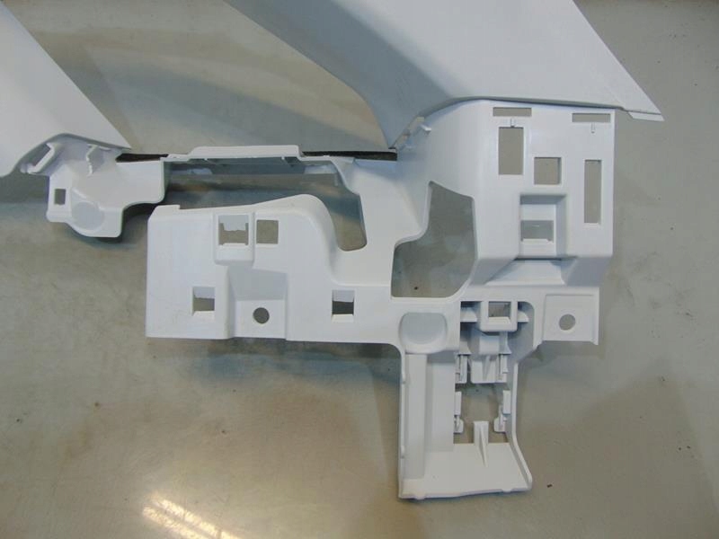 PLASTIK OSŁONA SŁUPKA PRAWY TYŁ PEUGEOT 3008 II Producent części Peugeot OE