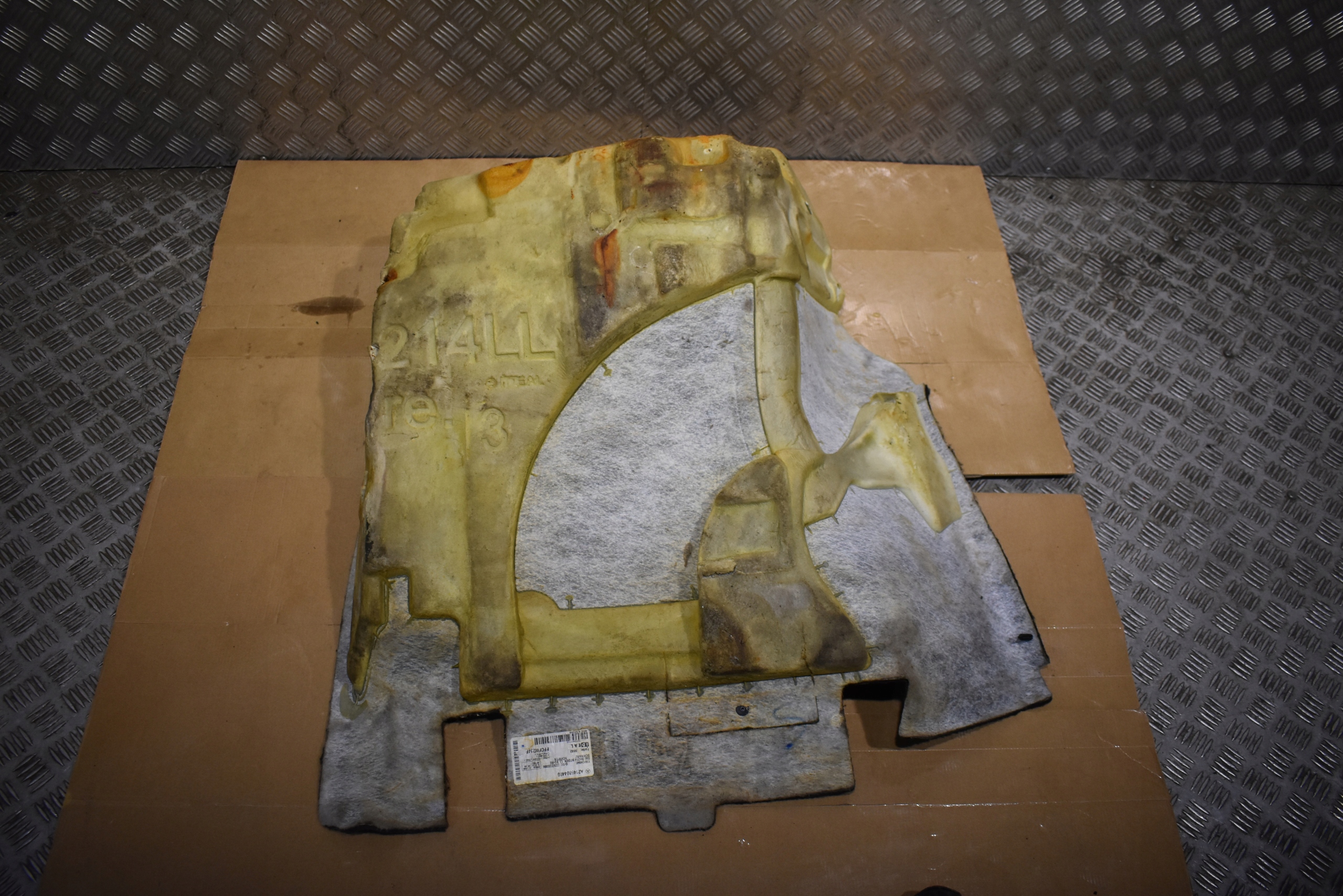 IDEALNY carpet front front right MERCEDES W214 1