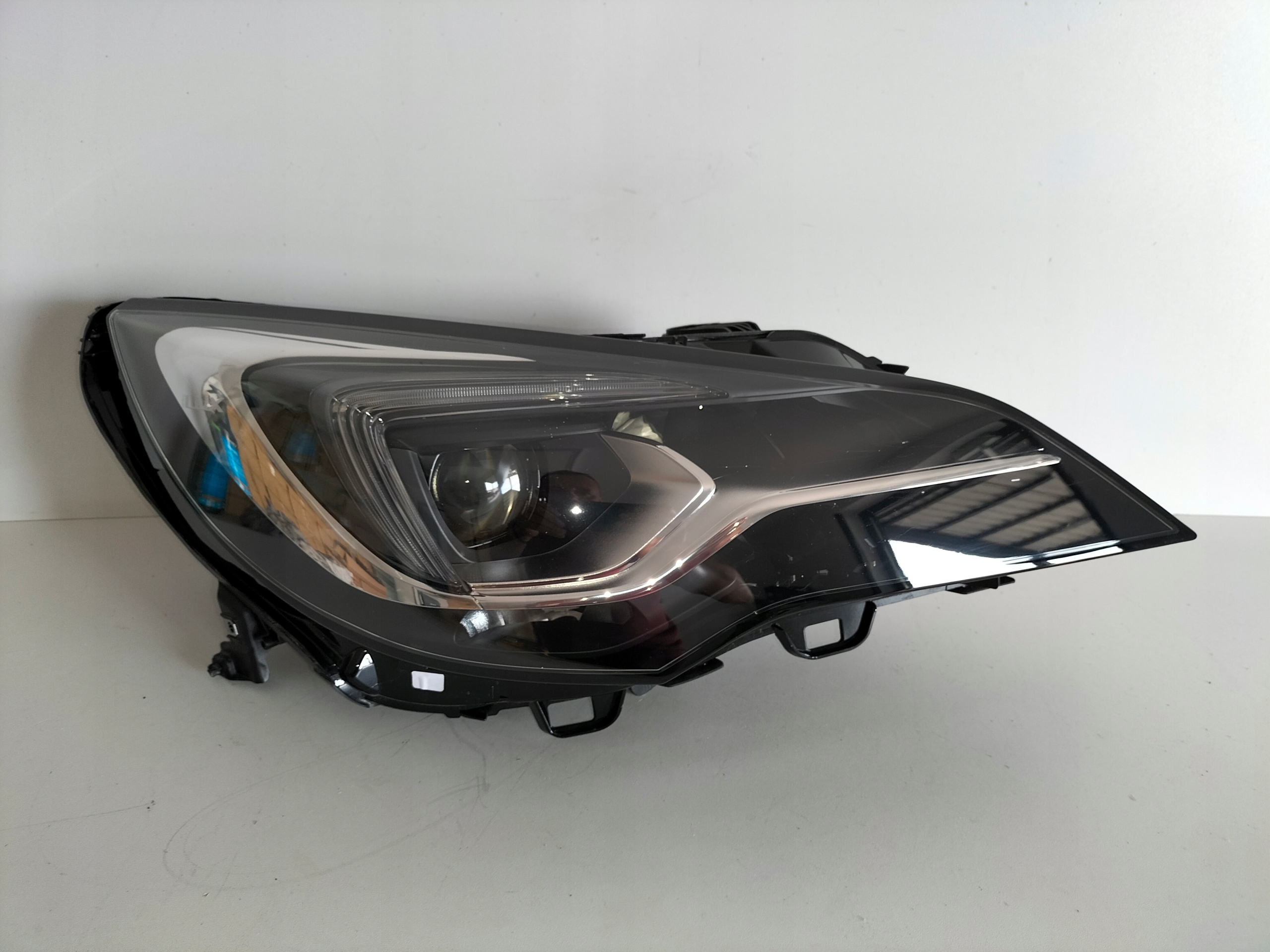 light front reflektor right OPEL ASTRA V K 15- INTELLI LUX FULL LED