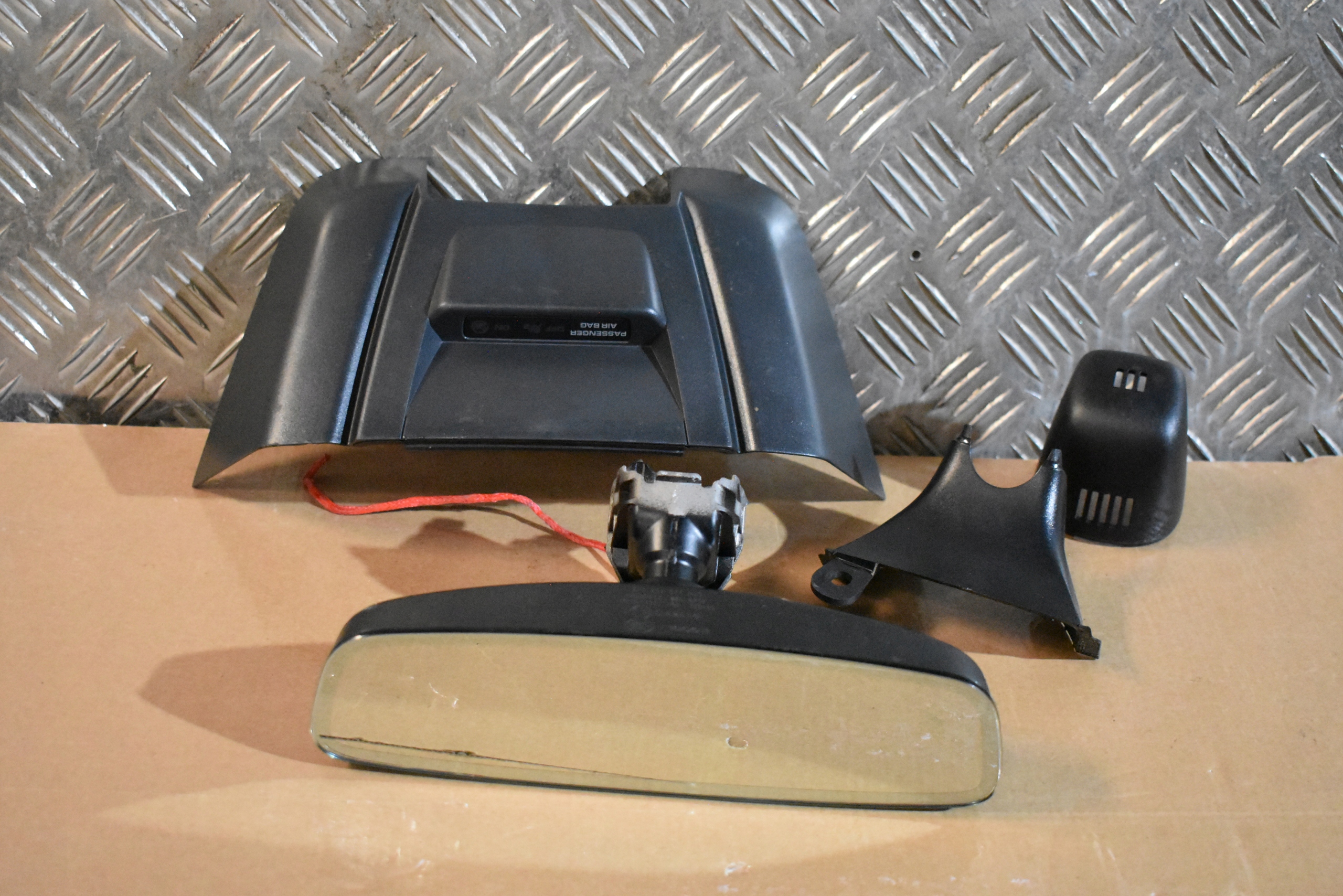 IDEALNE mirror inner reversely PORSCHE CAYENNE 9Y 4 PIN 1