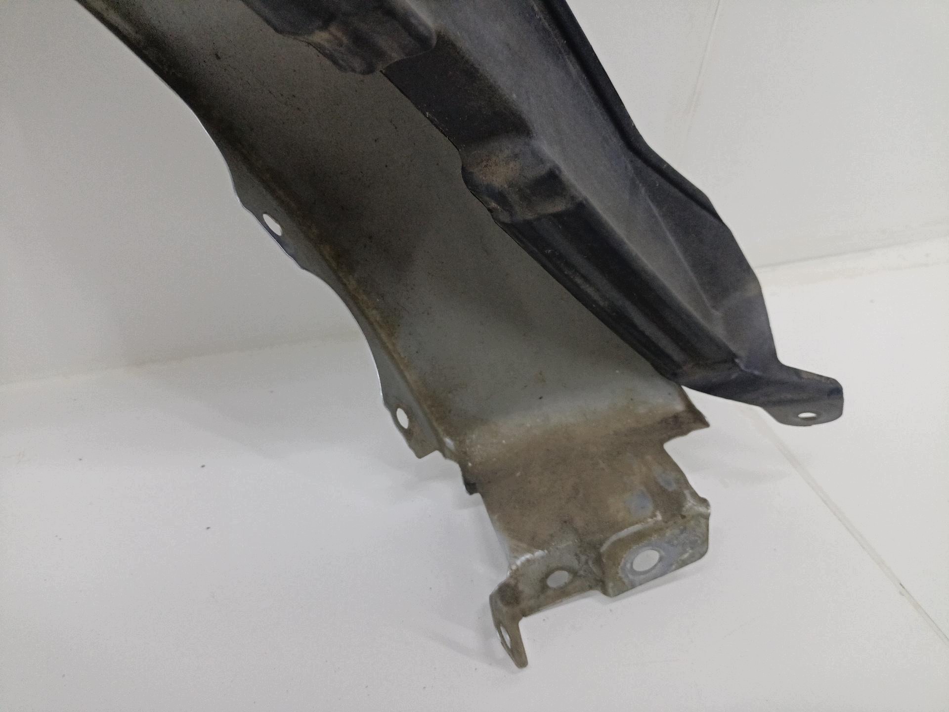 fender front right side Mitsubishi Outlander 2 facelift 2010