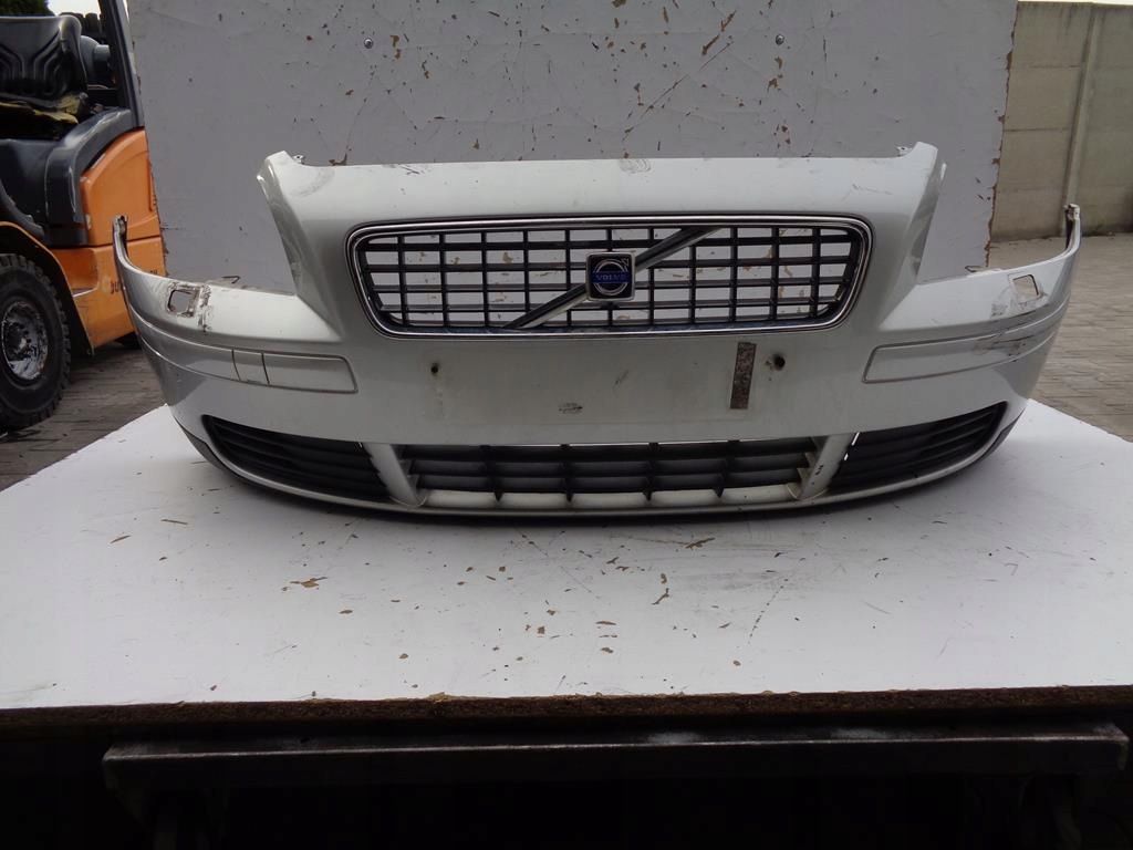 бампер передний омывателями volvo S40 II 426-26