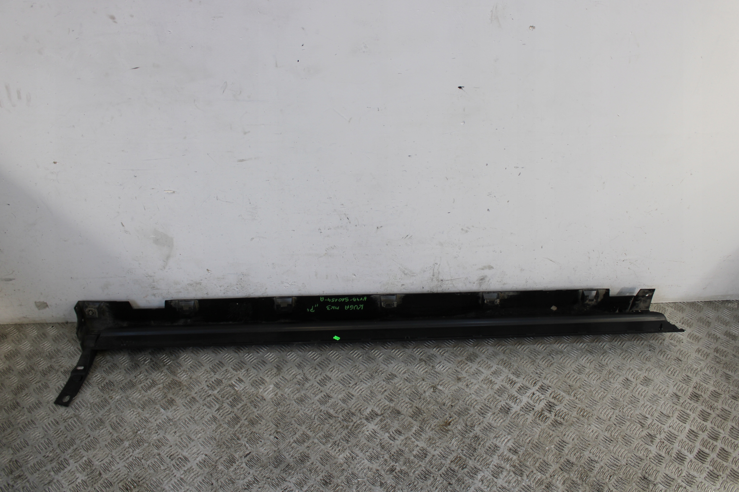 cap threshold threshold right FORD KUGA MK3 NV4B-S10154-A