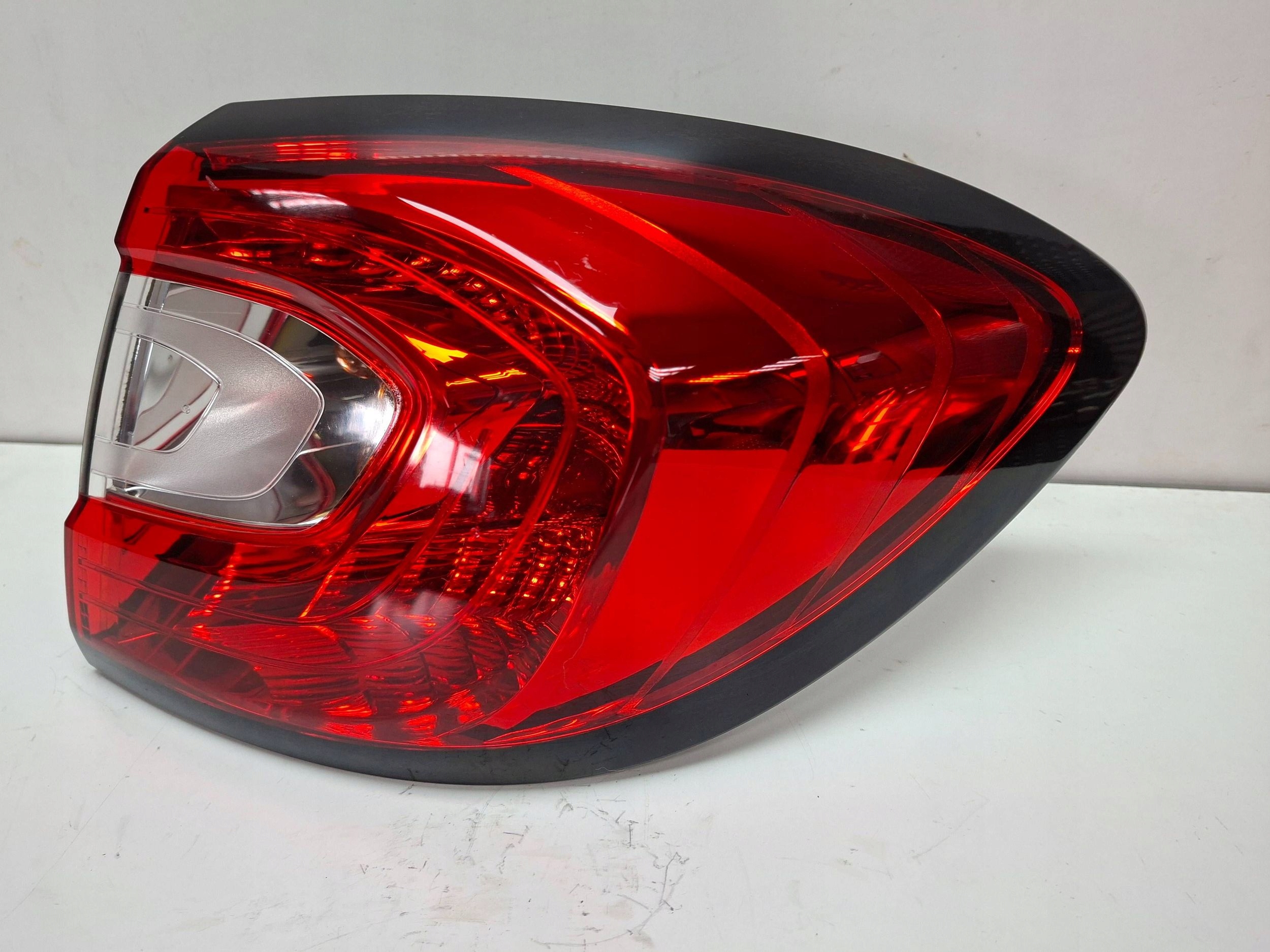 light rear right 265502731R RENAULT CAPTUR and 2013-2016