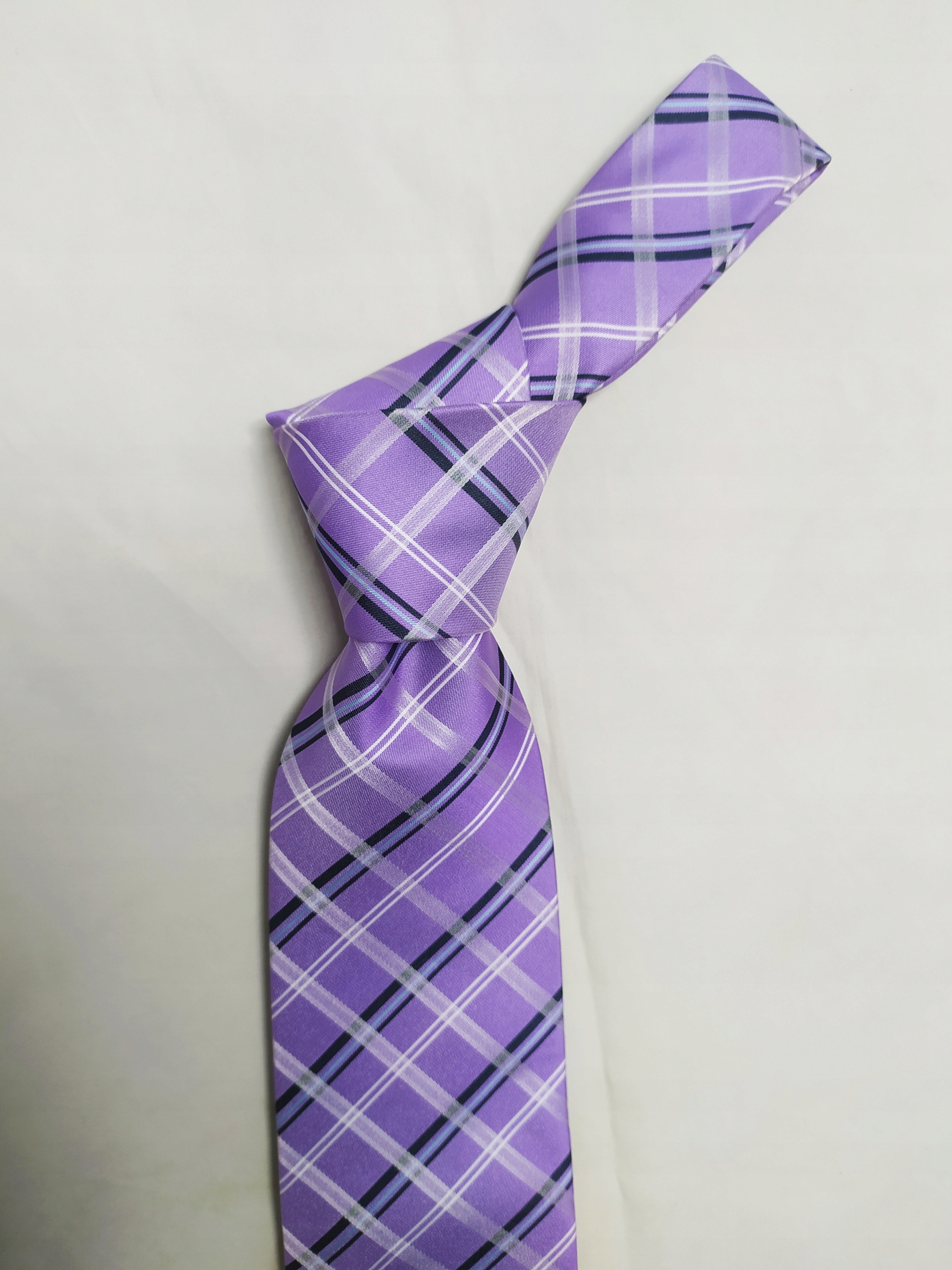 WYPRZEDAŻ ELEGANCKI KRAWAT DOBRA JAKOŚĆ