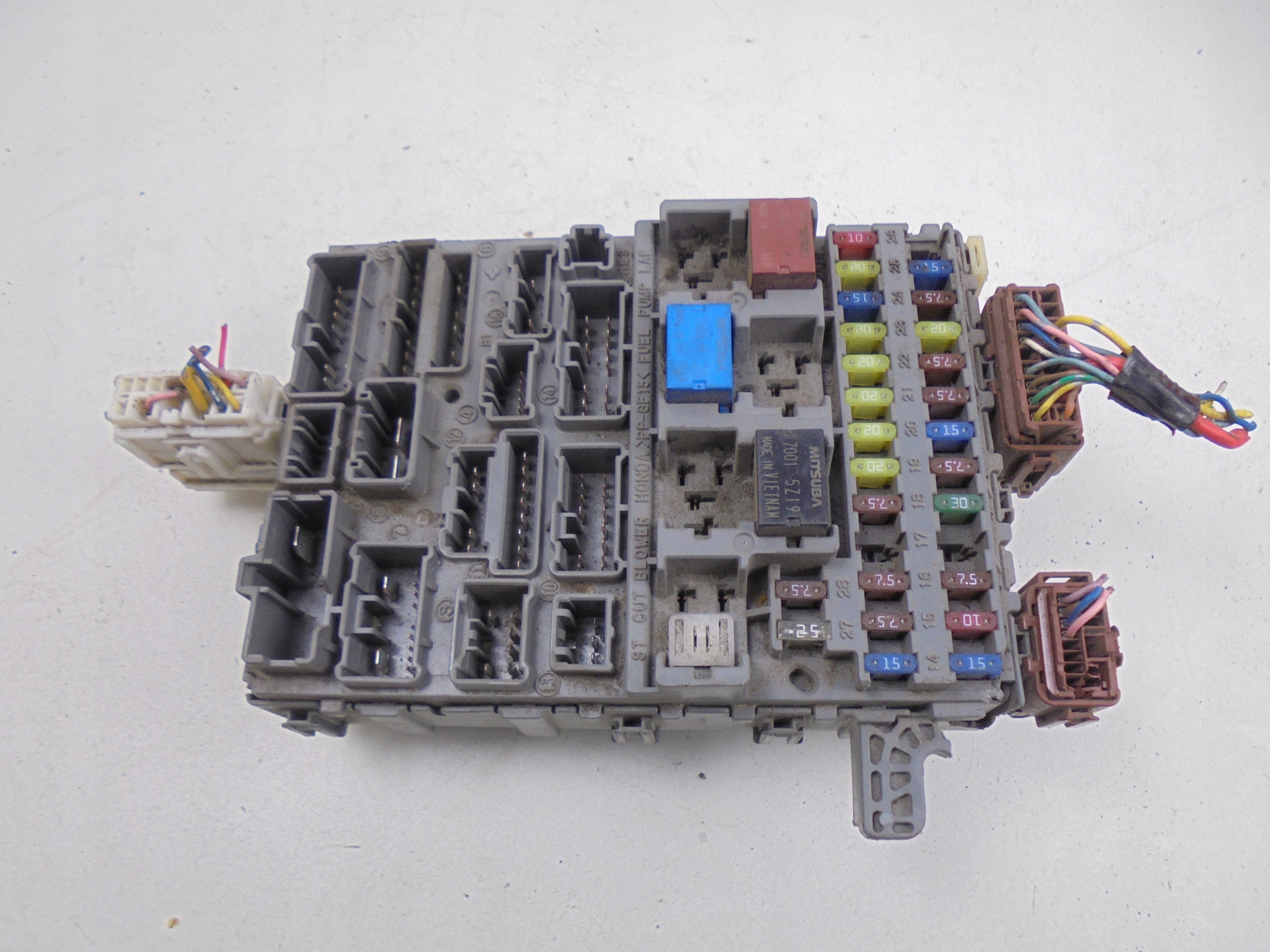 SKRZYNKA BEZPIECZNIKÓW 38650-SJD-E01 HONDA HR-V