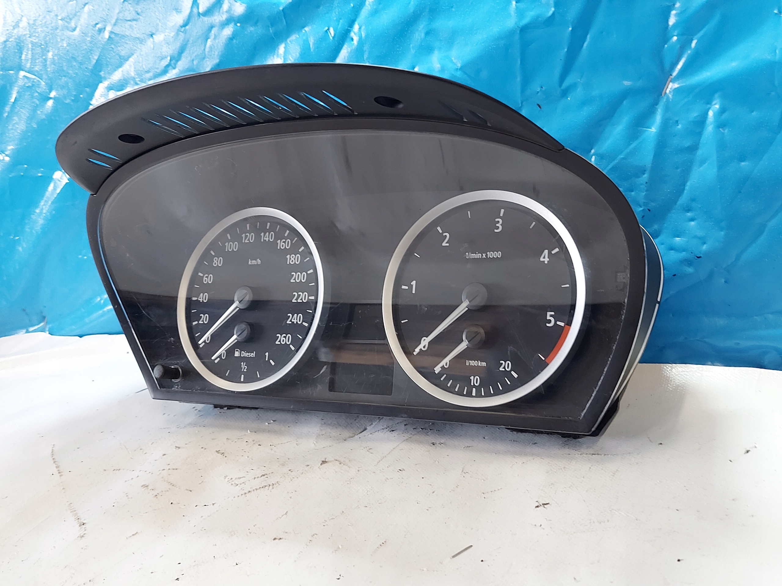 dials clock BMW 5 E60 D 530 D 62116947363