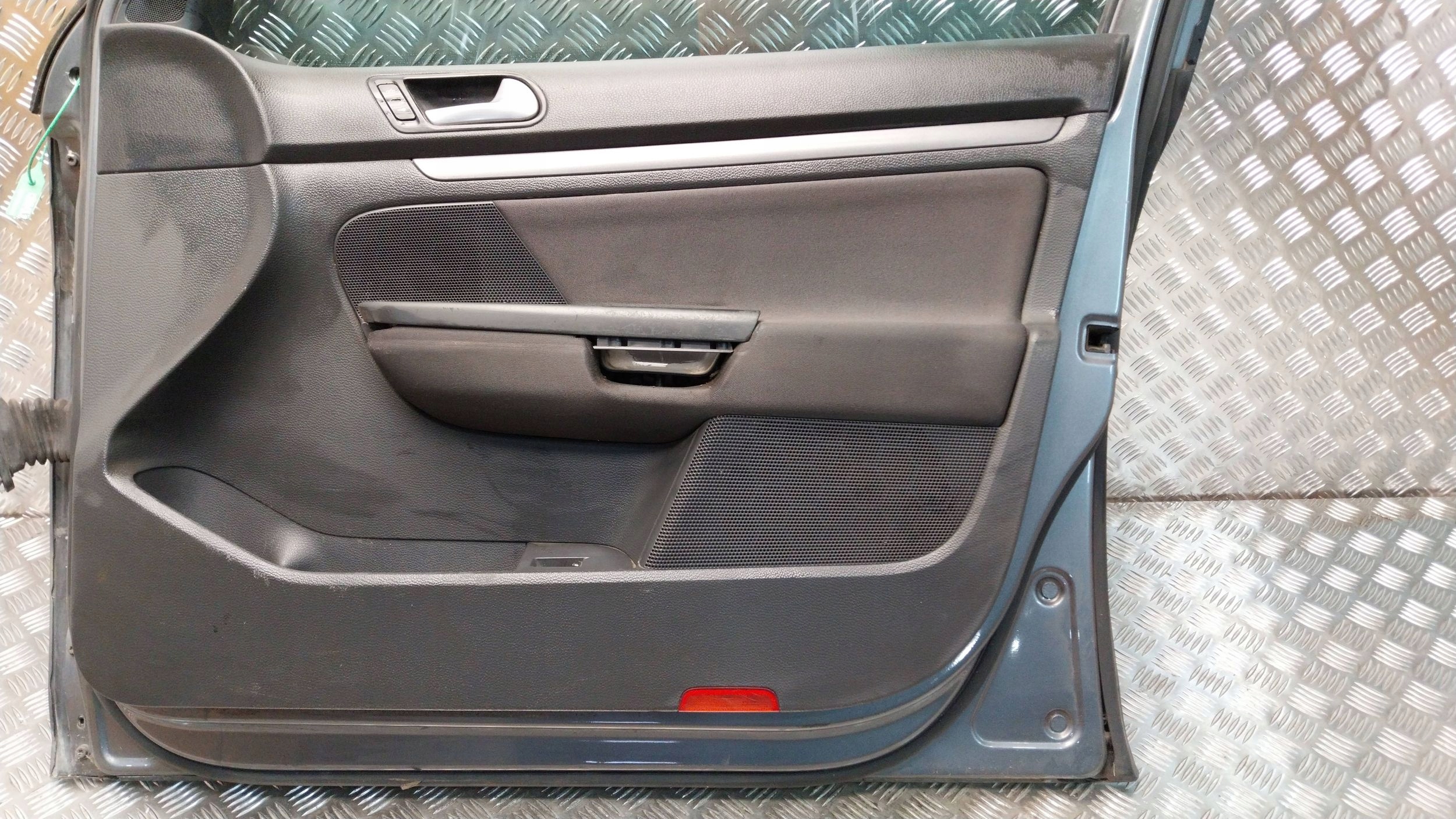 Tür vorne rechts VW JETTA V GOLF KOMBI 05