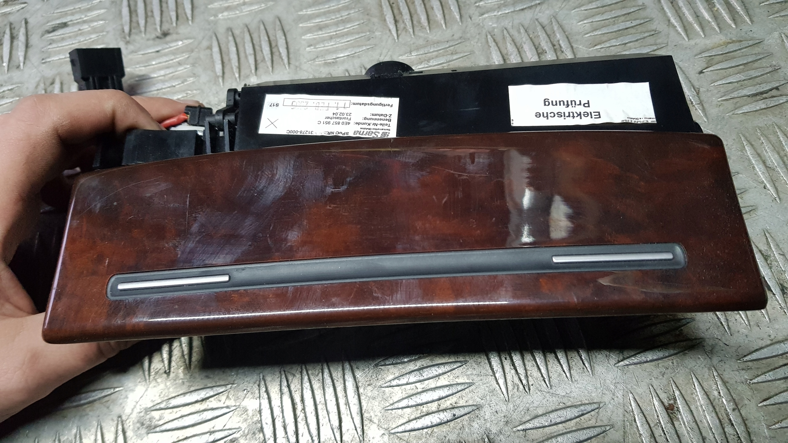 AUDI A8 D3 Aschenbecher Holz Handschuhfach 4E0857951C