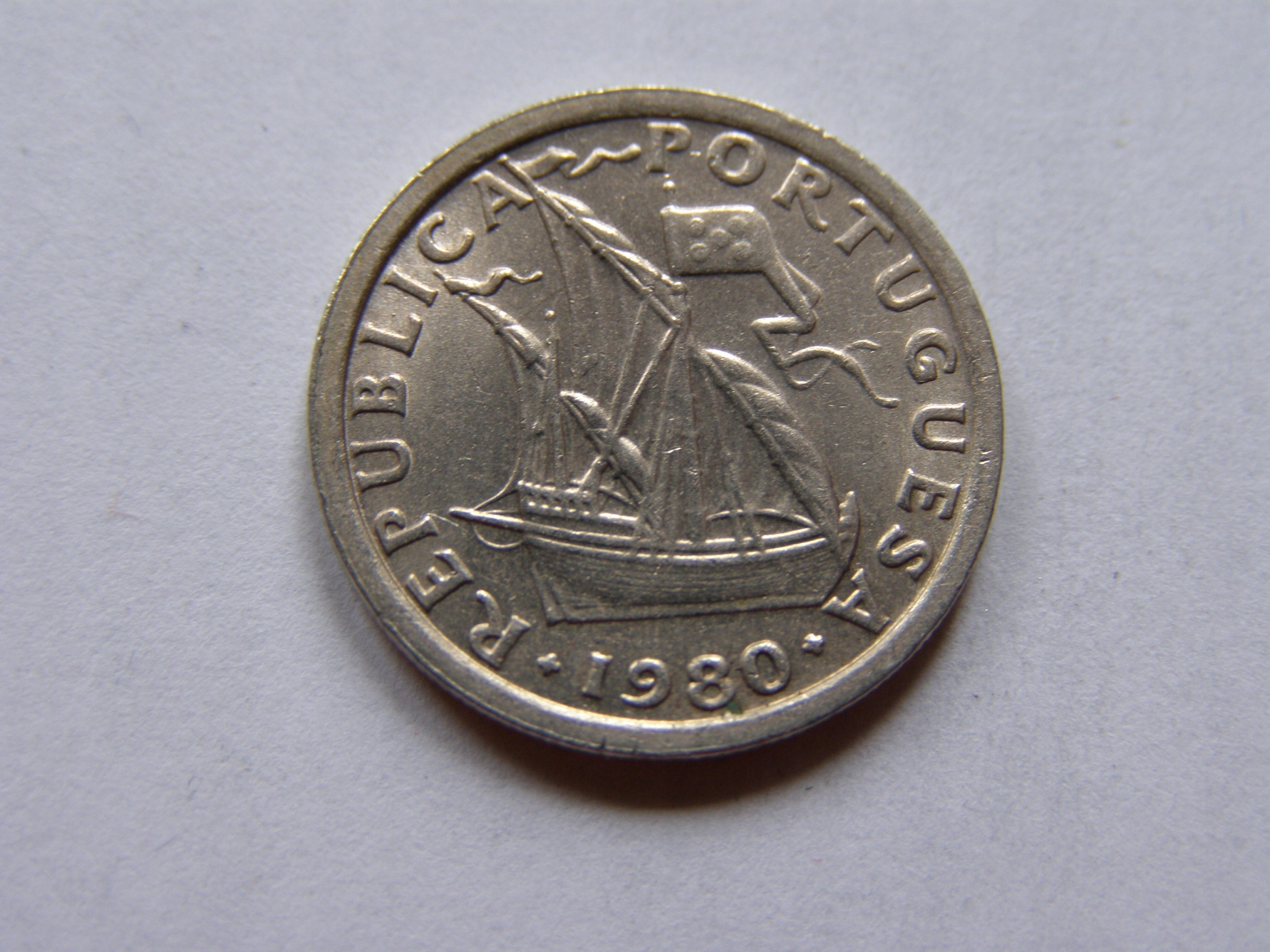PORTUGALIA 2,5 ESCUDOS 1980 ROK !!!!!!!!!!!!! 0021