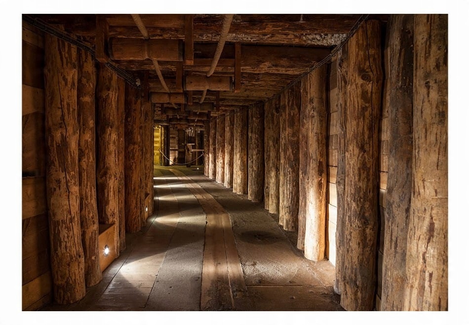 

Fototapeta - Wieliczka - 250X175