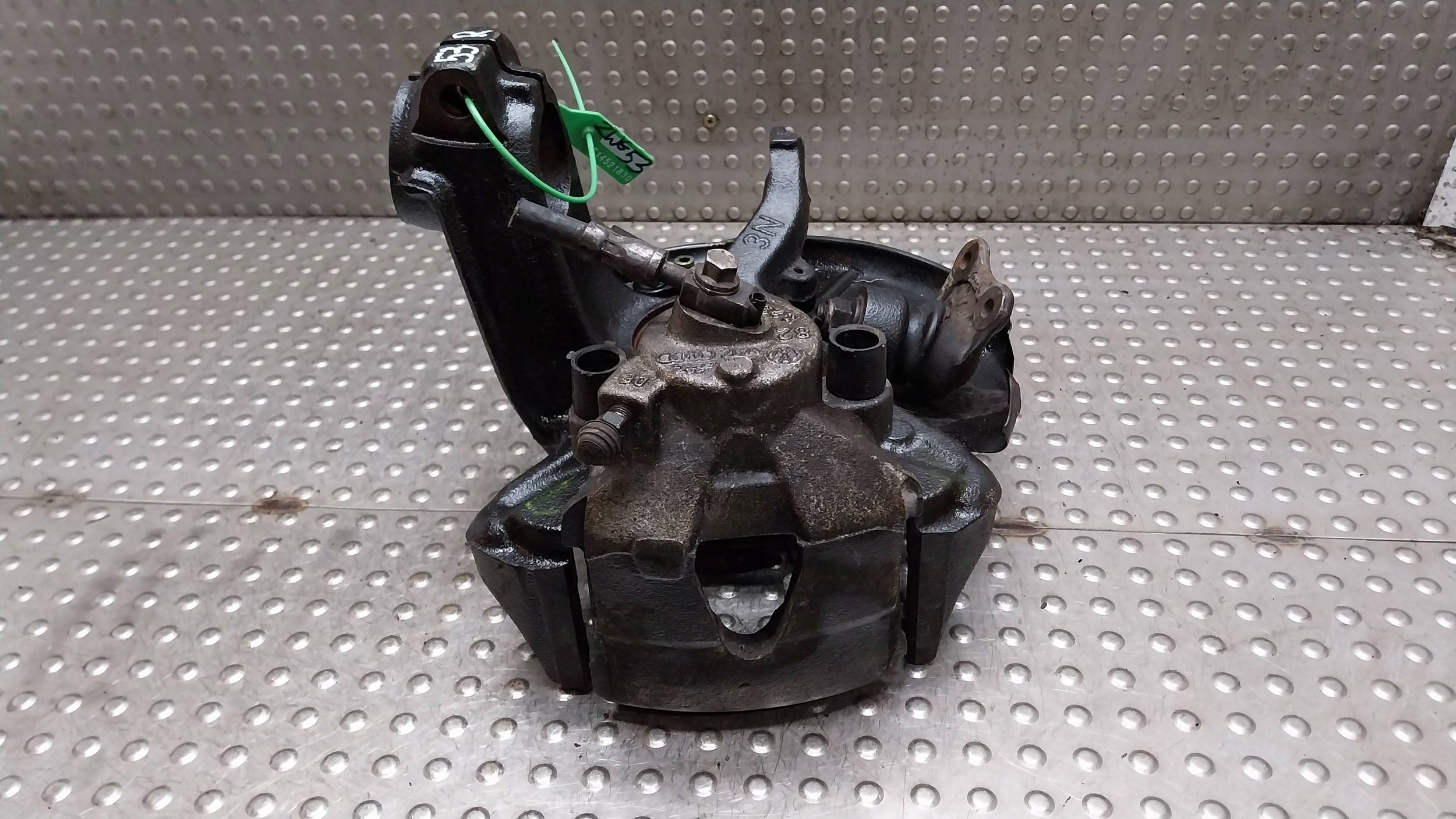 Mozzo FUSELLO Destra Anteriore 1J0407256N VW GOLF IV A3 8L OCTAVIA e LEON e 1.6B