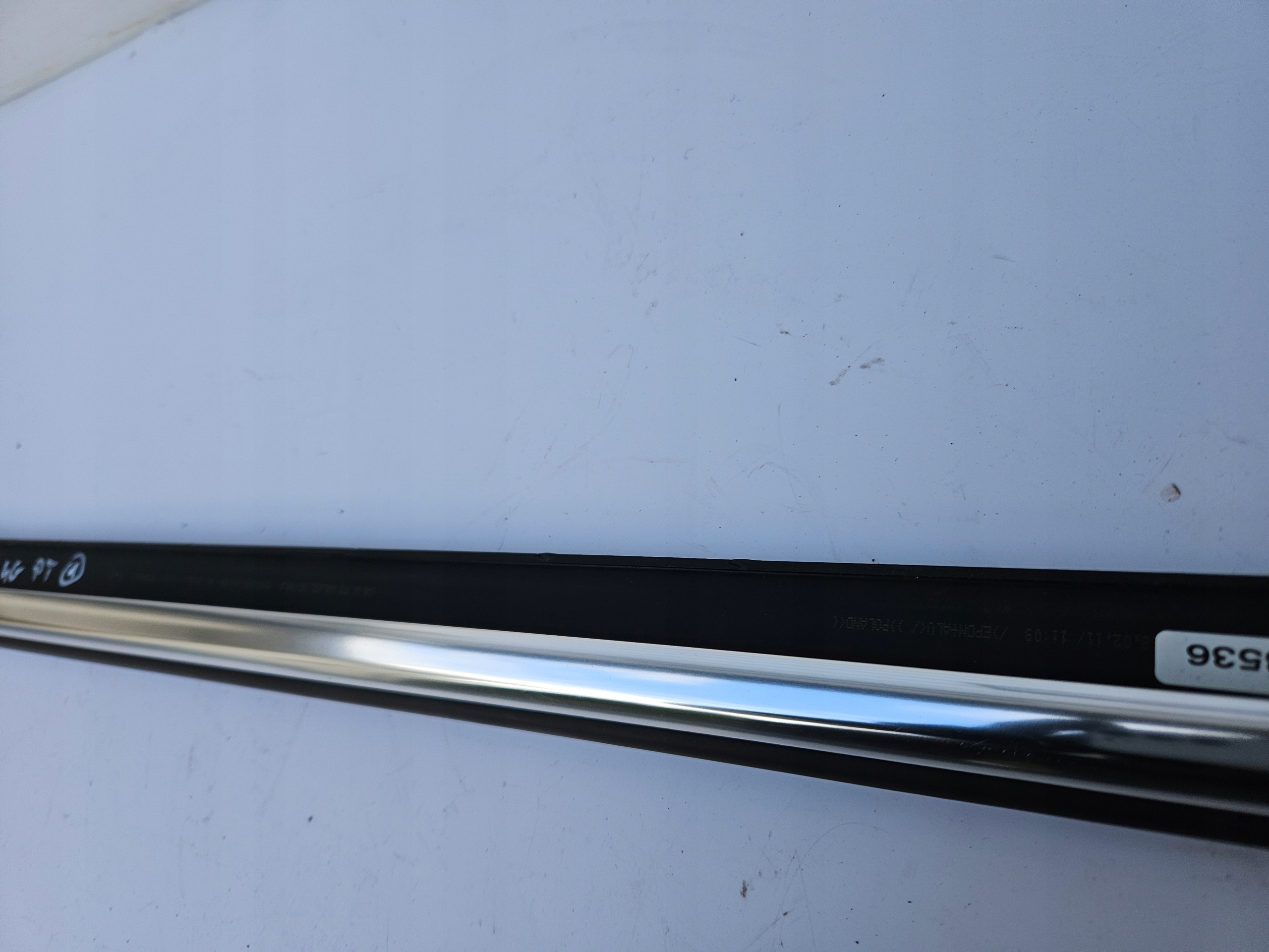 moulding dust door CHROM right rear right rear part AUDI A7 C7 4G