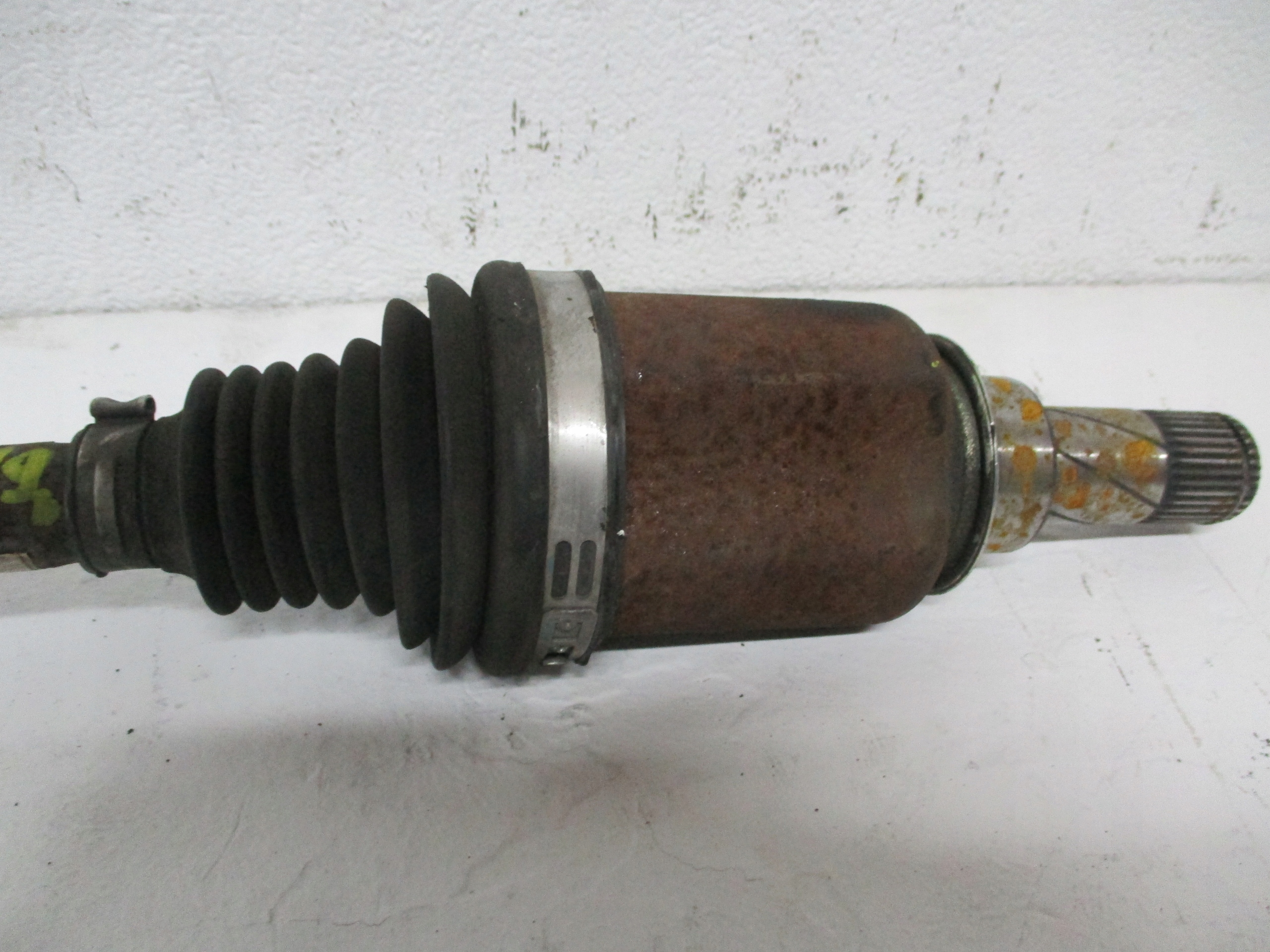 semi-axis left front RENAULT TWINGO III 1,0 and A4533503700