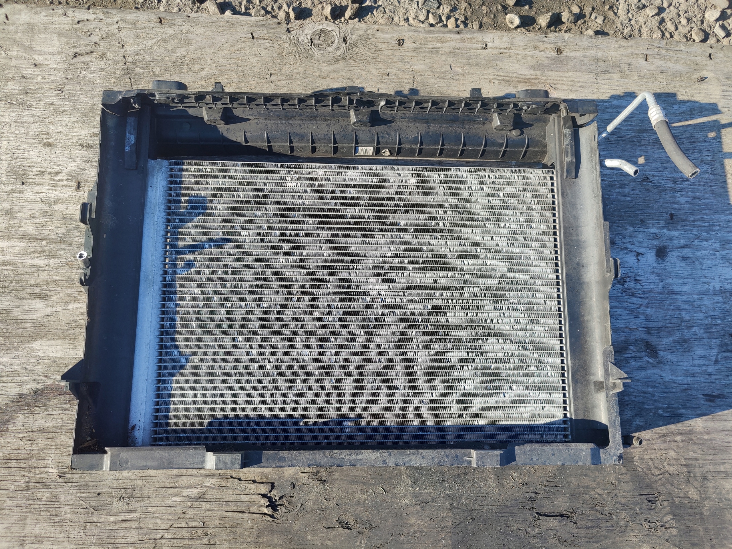 BMW 5 E60 radiator intercooler