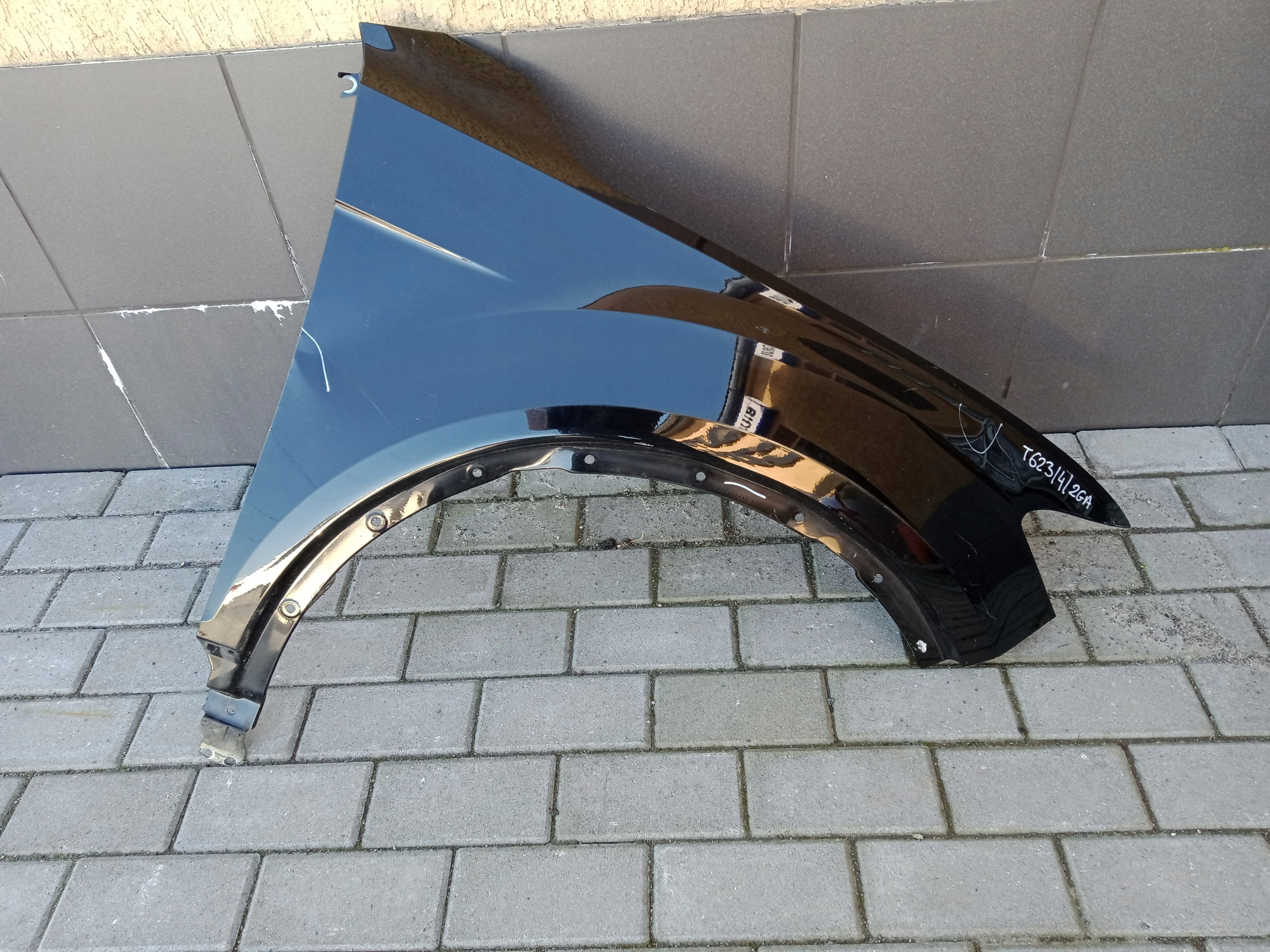 VW T-ROC 2GA 17- BŁOTNIK PRAWY PRZEDNI 2GA821106A