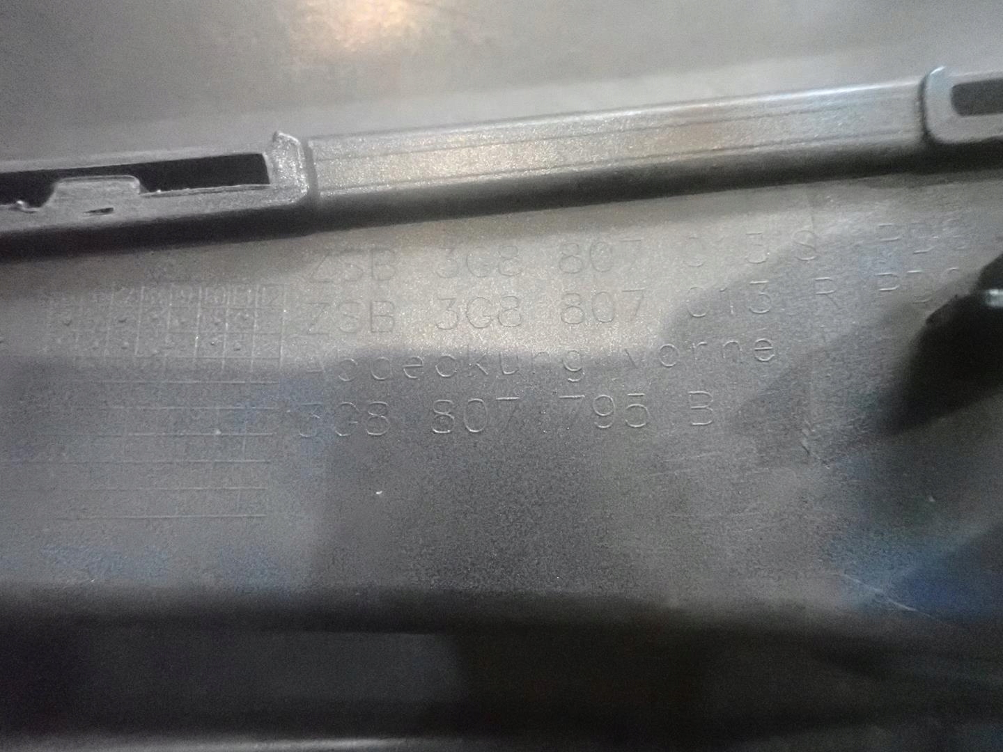 corner of a bumper left front VW ARTEON LIFT 2021