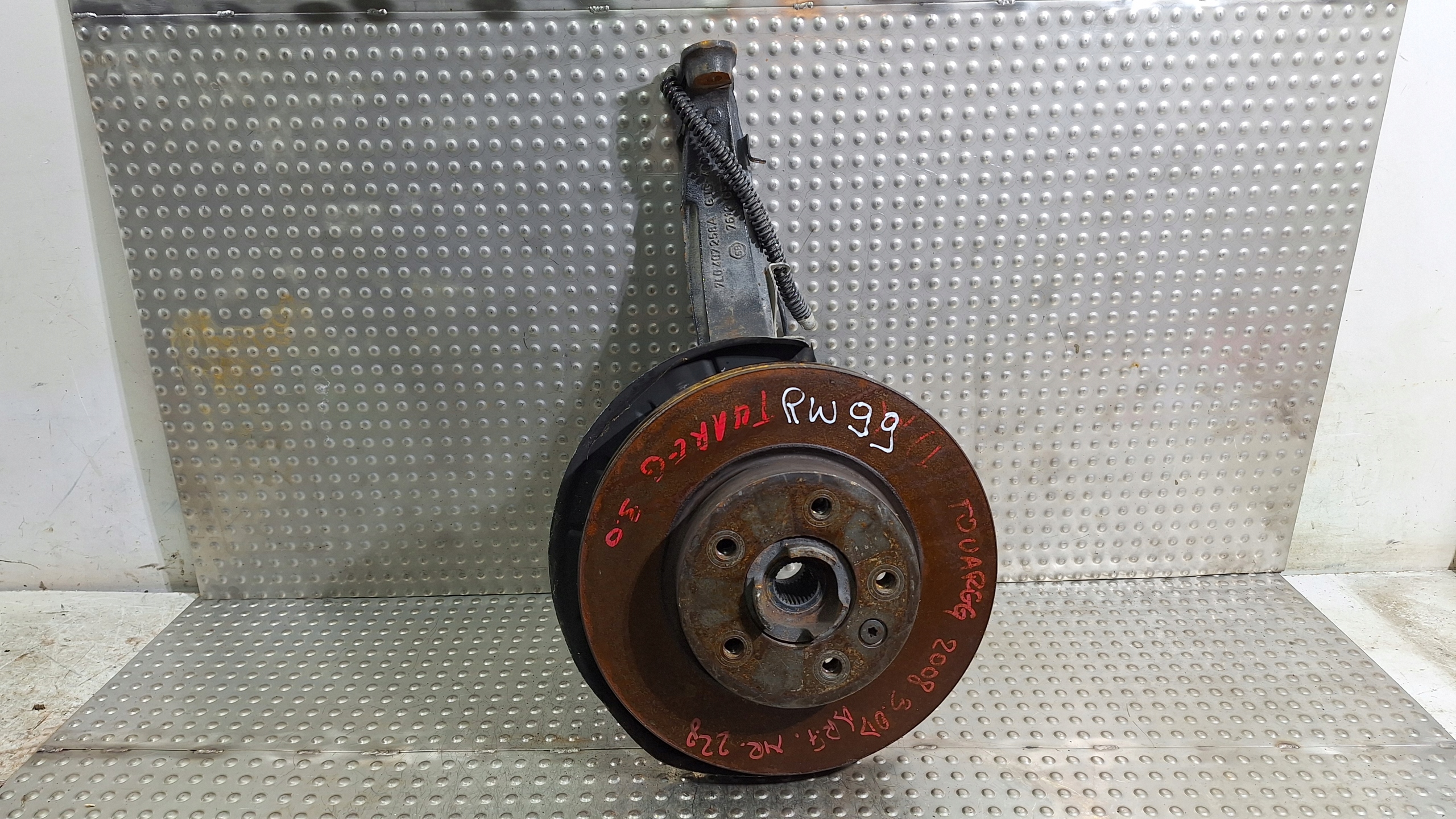 Mozzo FUSELLO perno mozzo Destro Anteriore 7L0407258A AUDI Q7 4L TOUAREG e CAYENNE e
