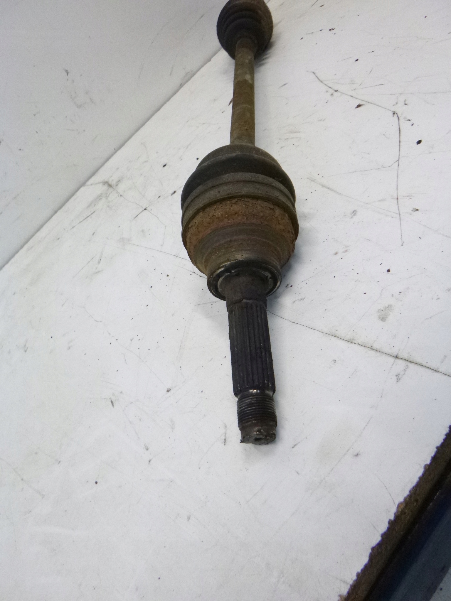 semi-axis rear left Subaru Legacy II BD 2.0 98r. KOMBI