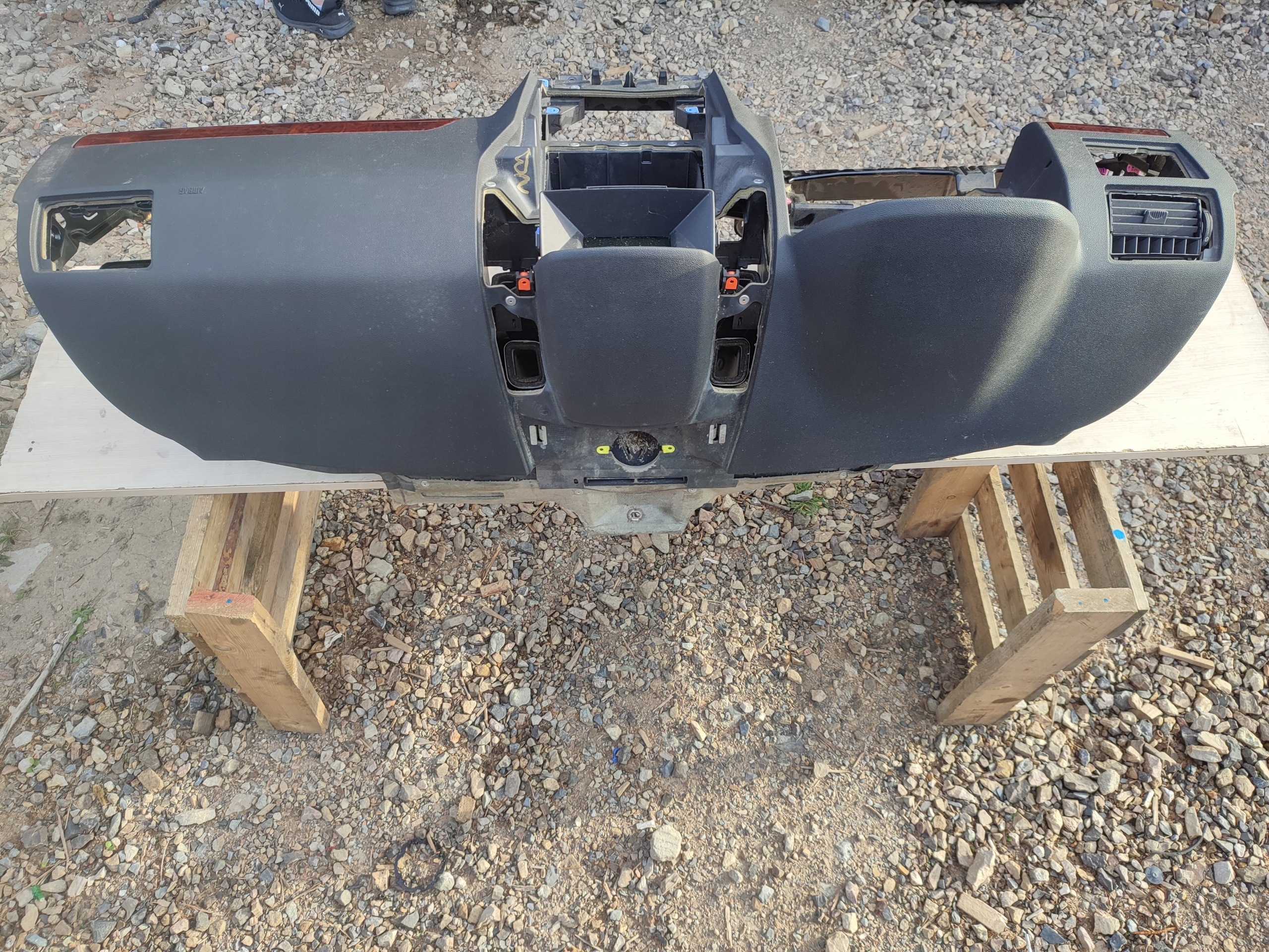 console dashboard instrument panel cockpit OPEL ZAFIRA B 13206043