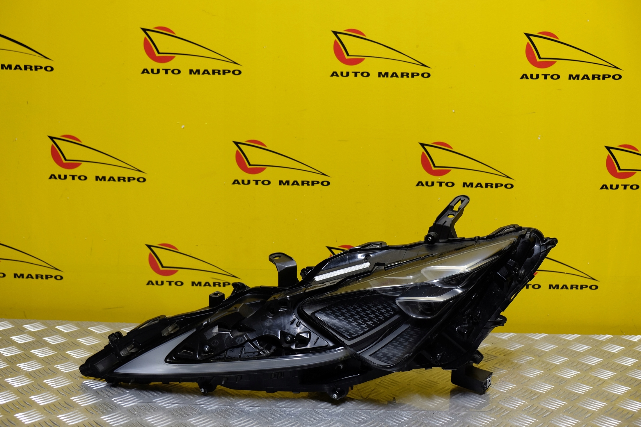 LEXUS LC LC500 2018- REFLEKTOR LAMPA LED LEWA USA Producent części Lexus OE