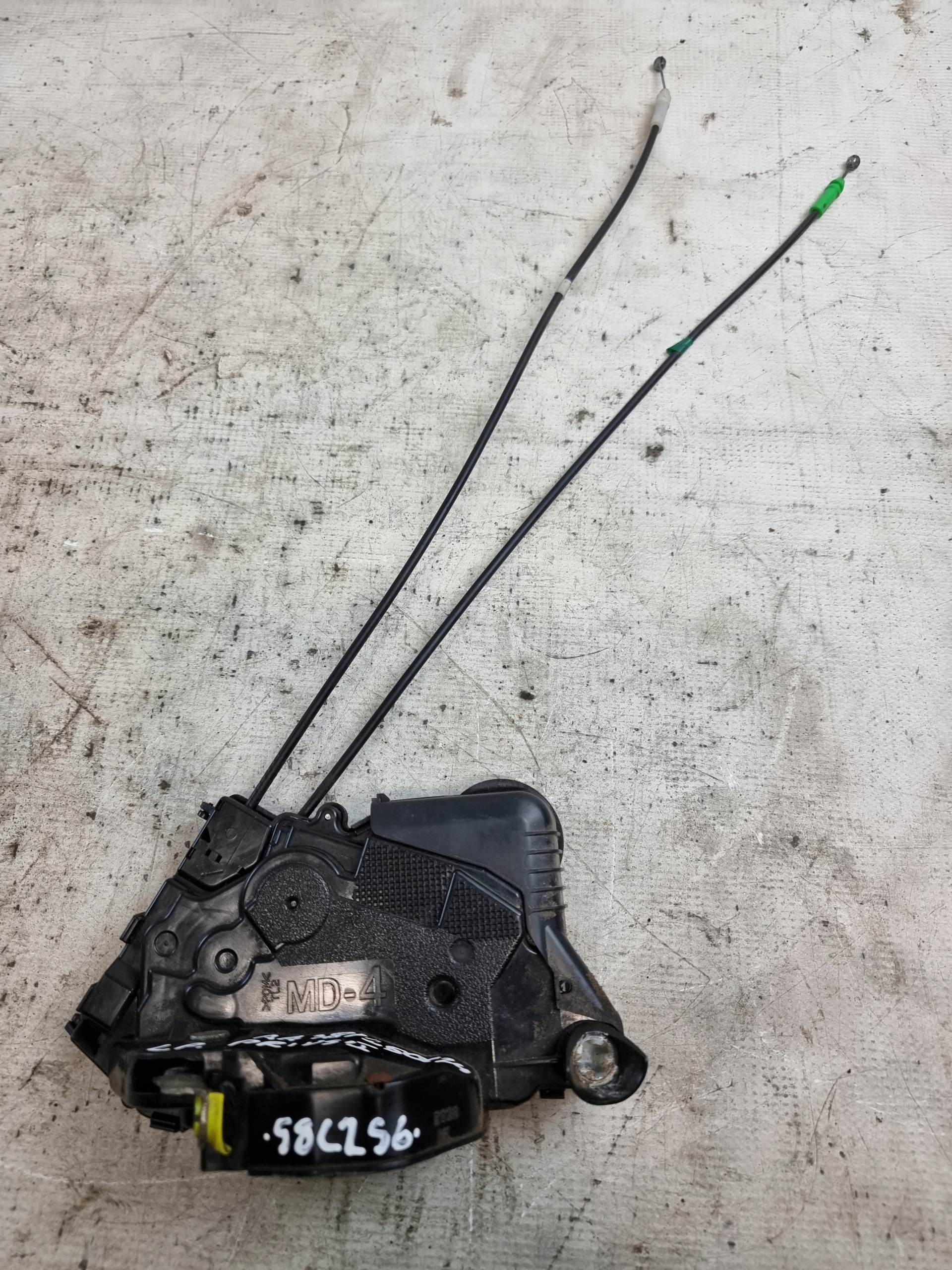 lock door left front TOYOTA PRIUS II 08r