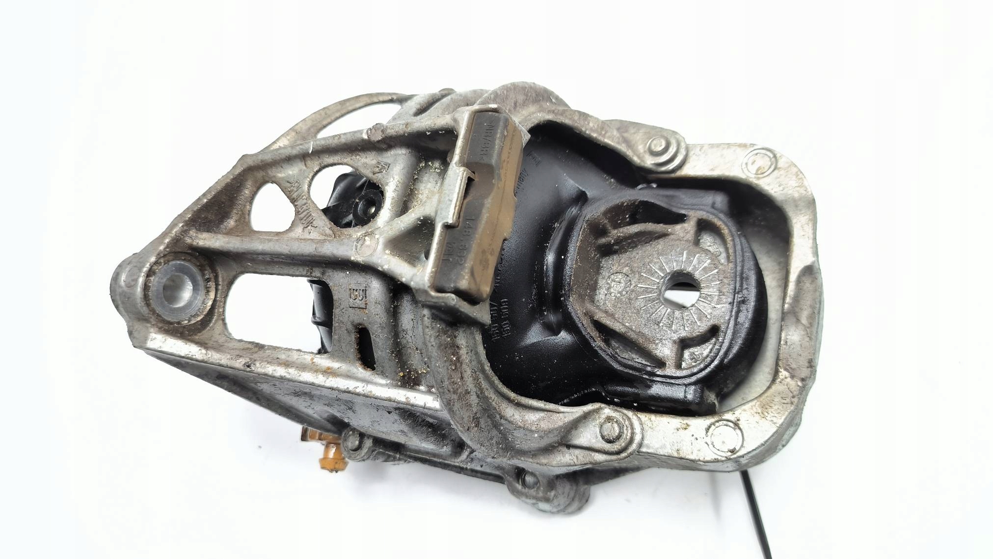 engine mount 782215150182 AUDI A4 B9 S-LINE