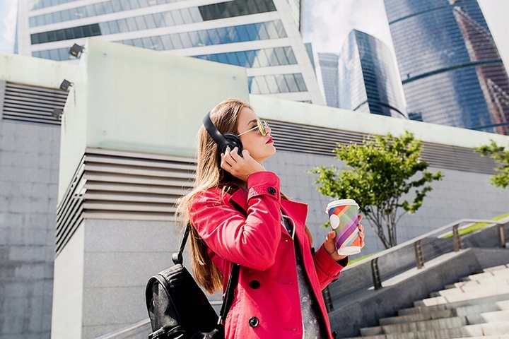 Słuchawki przewodowe/bezprzewodowe MEGA BASS Kod producenta SLBTP33