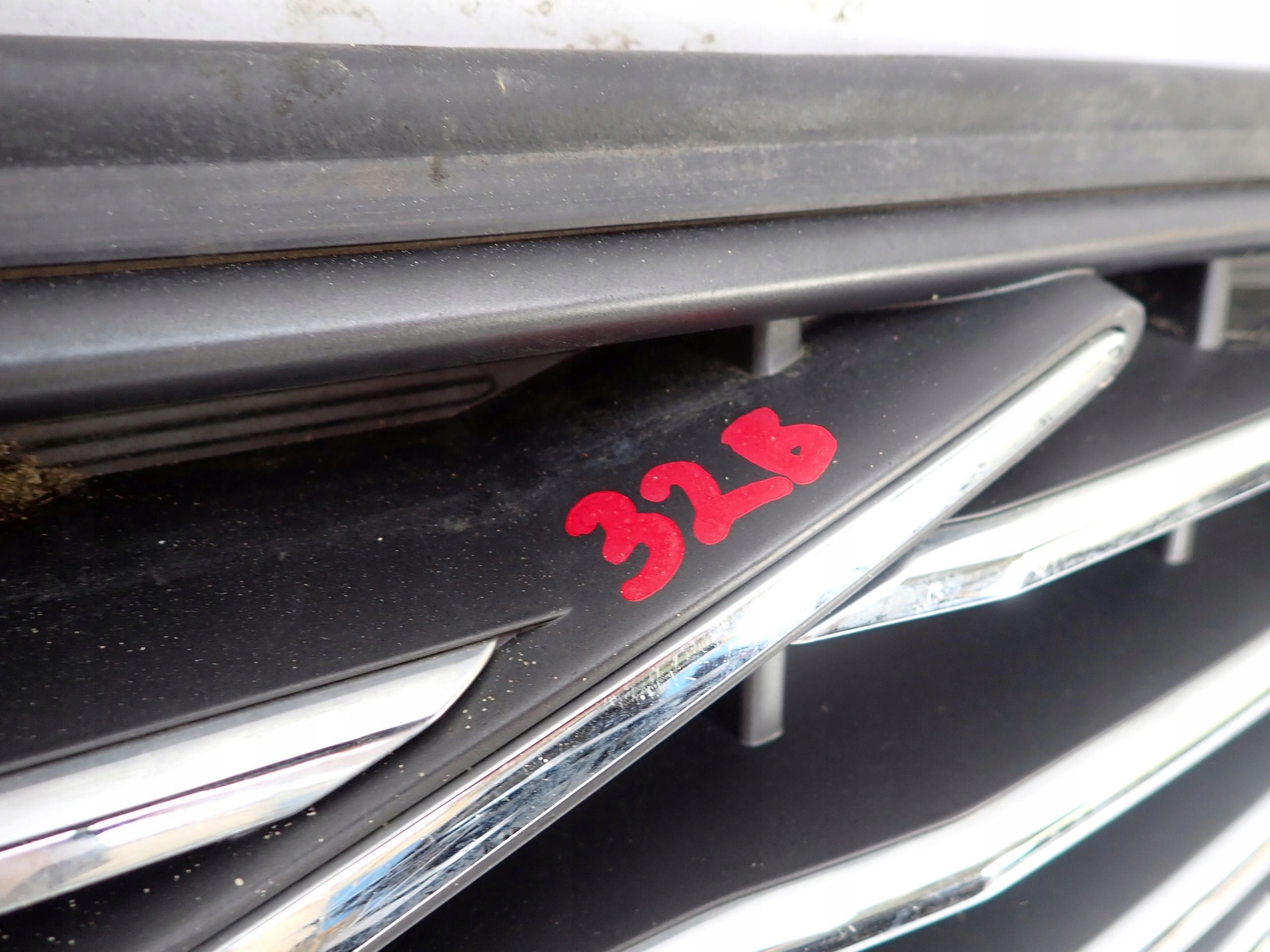 Volvo XC60 Kühlergrill FRONTGRILL Kühlergitter 31333832 - Thumbnail 2