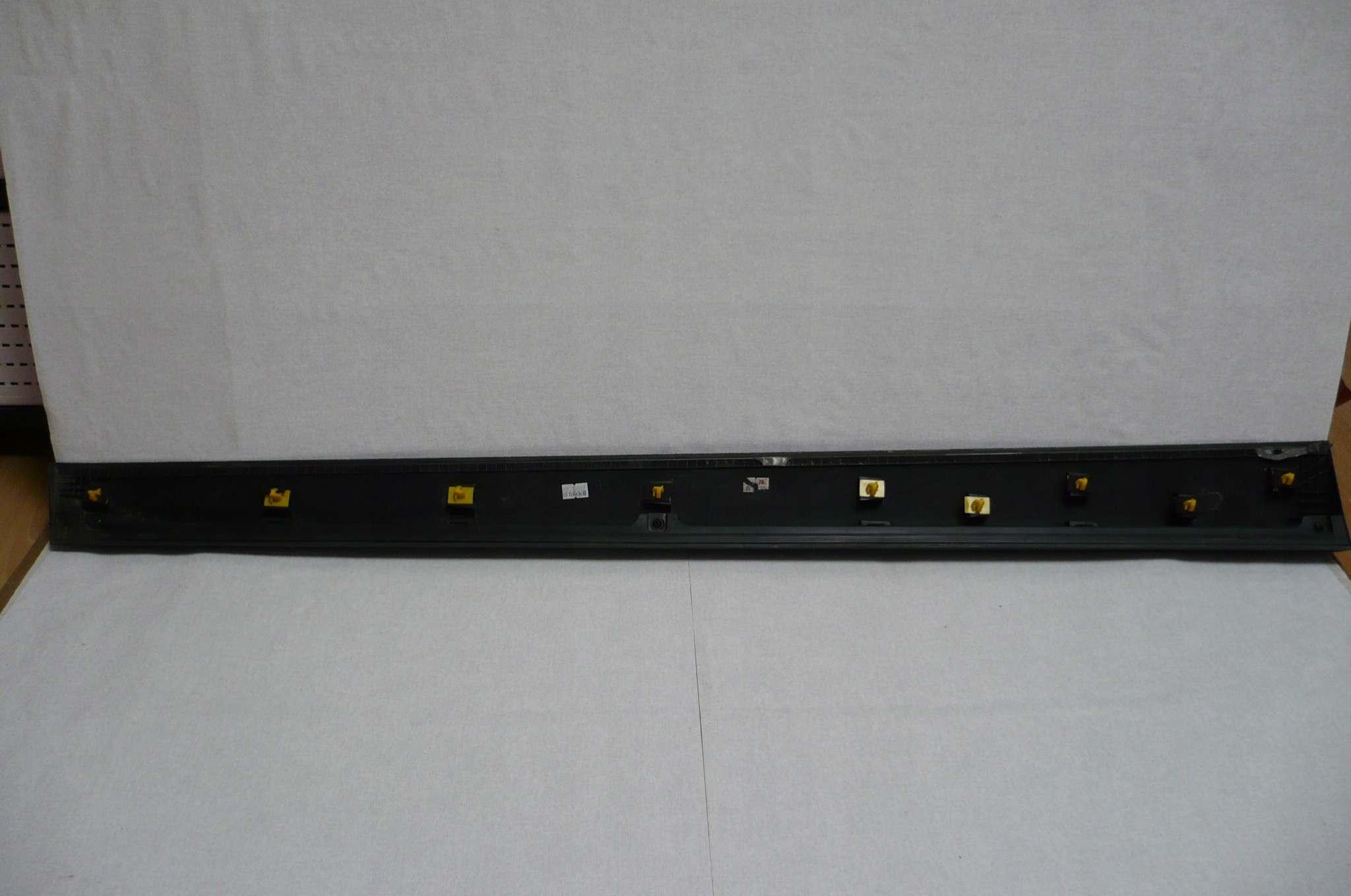 KIA STONIC moulding door right front