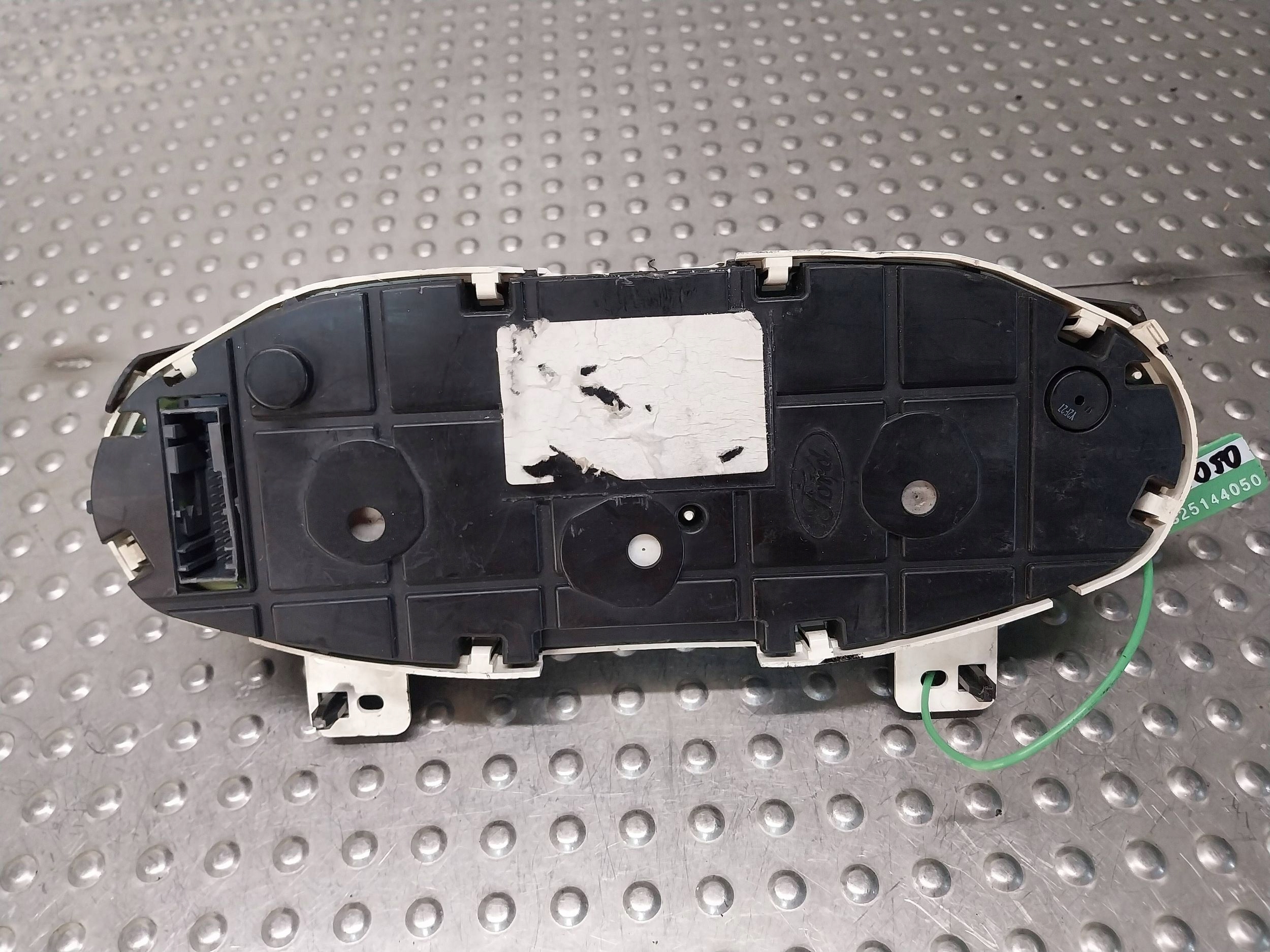 dials dials VP8A6F-10894-BC FORD FIESTA MK7