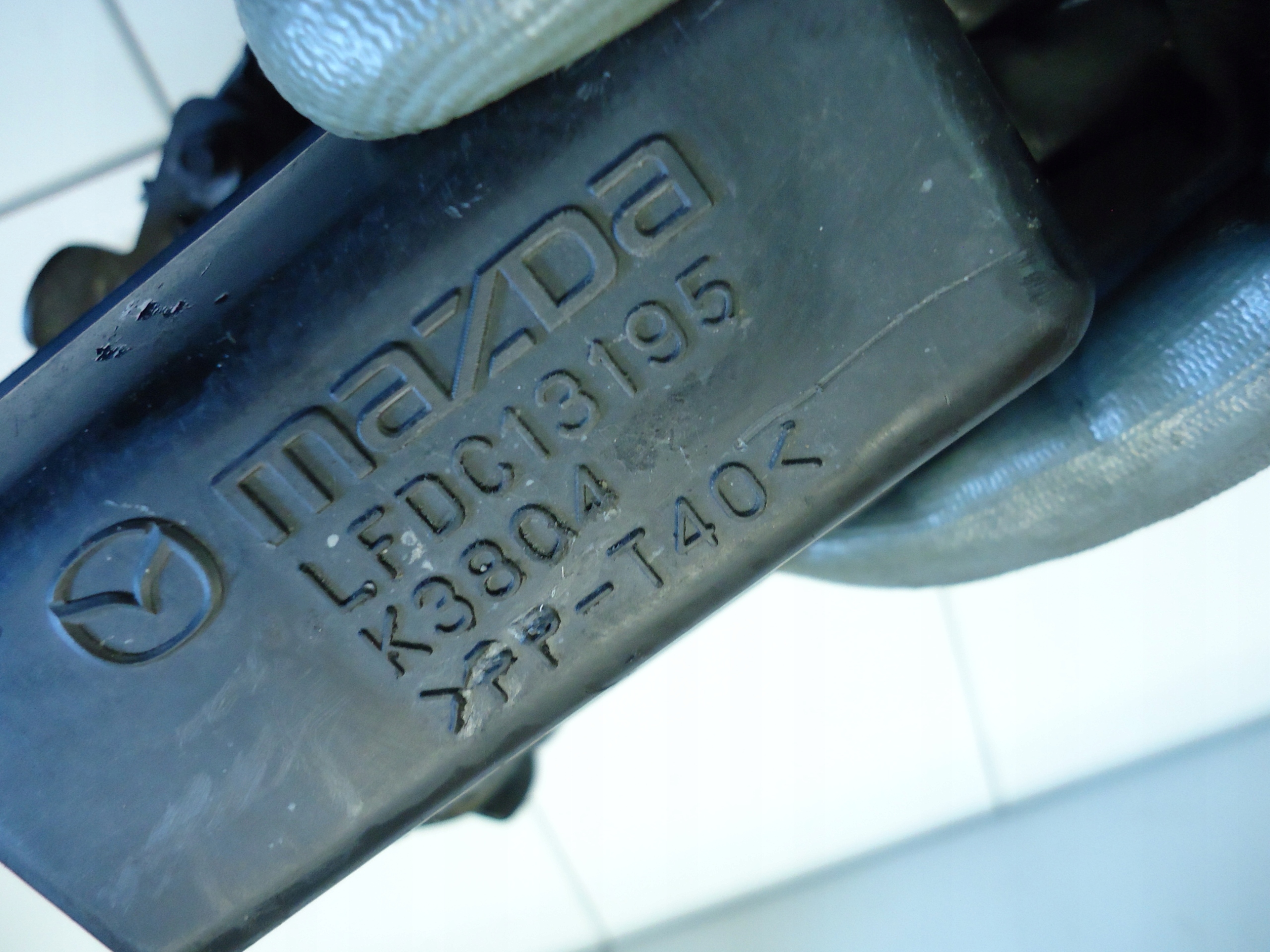 MAZDA 6 2.0 16V LF pipe air LFDC13195