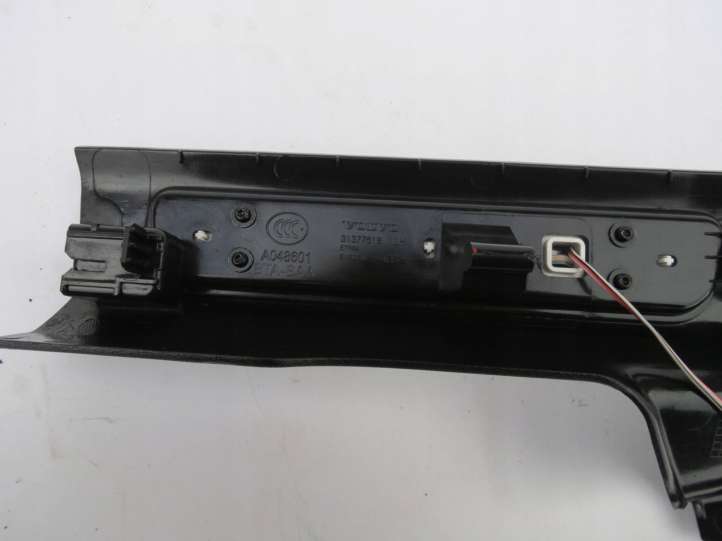 cap threshold left rear part VOLVO V90 CROSS COUNTRY 31377618