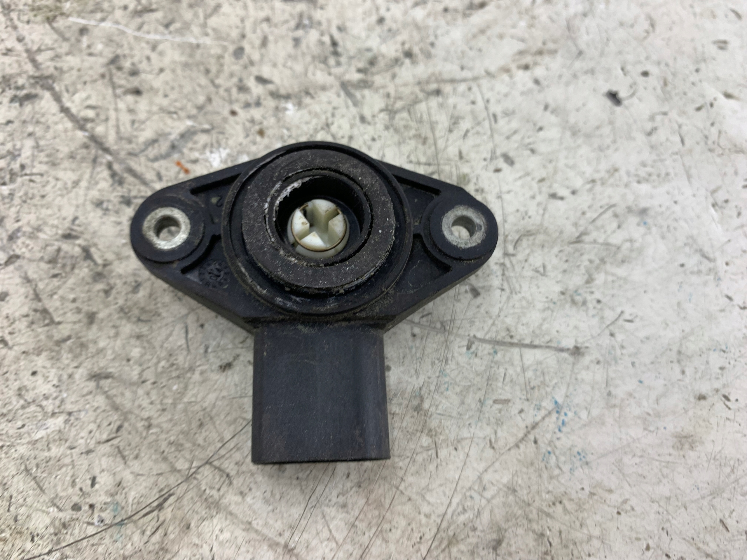 AUDI A6 C6 3.2 TFSI sensor KLAPEK header pipe 03C907386B