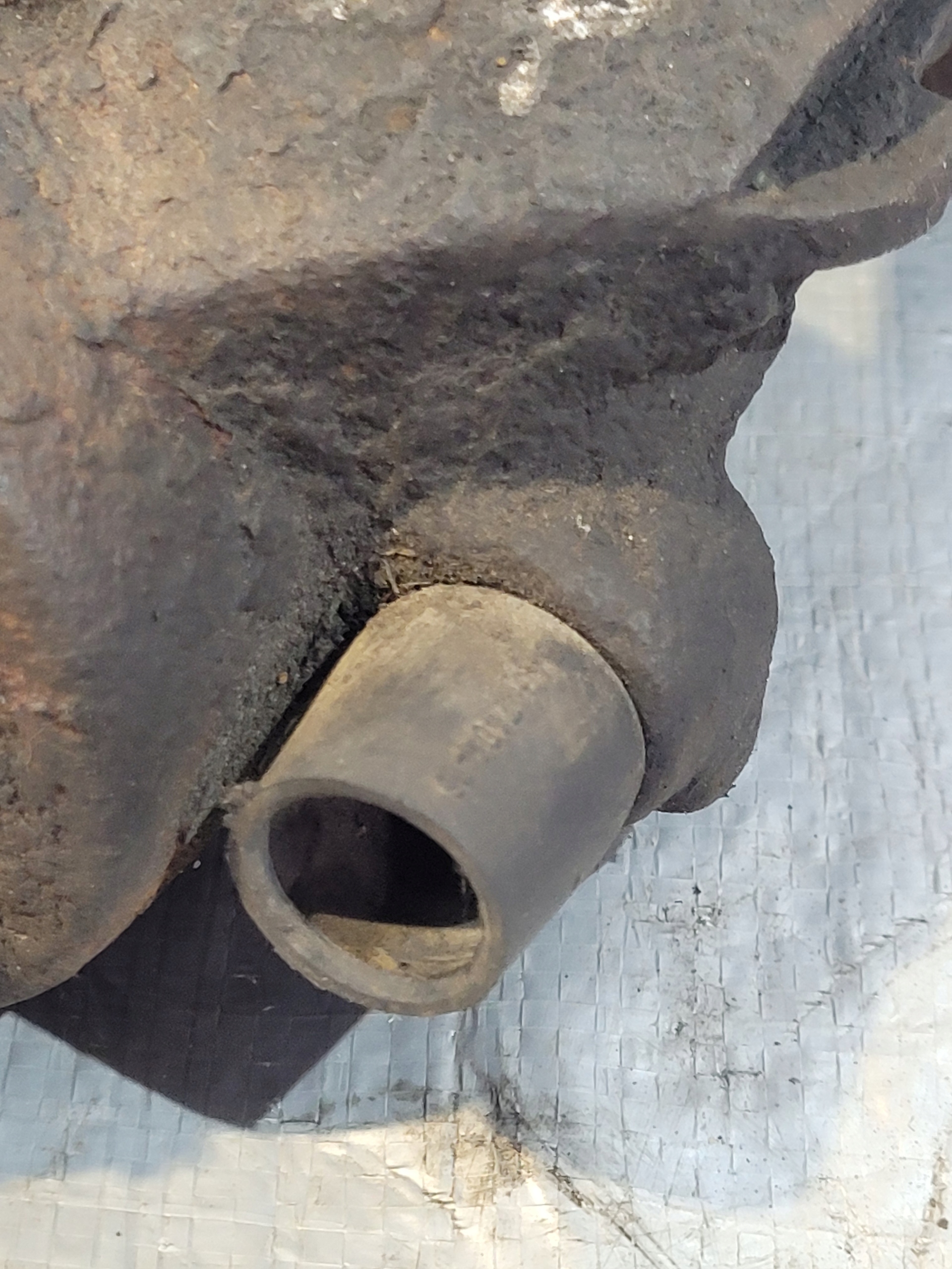 caliper brake left front VOLKSWAGEN GOLF IV 4 1.6B 99r.