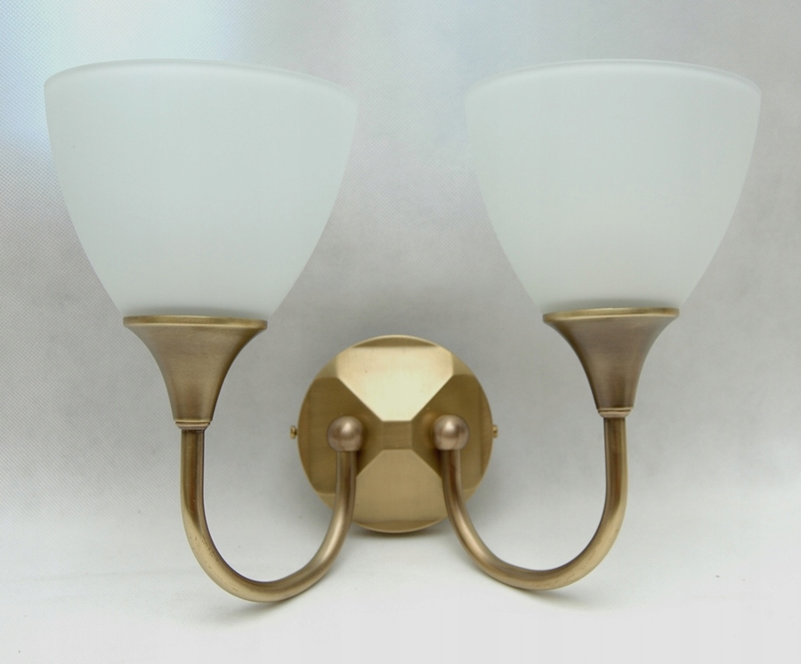 Mosadzné nástenné svietidlo, nástenná lampa z mosadze