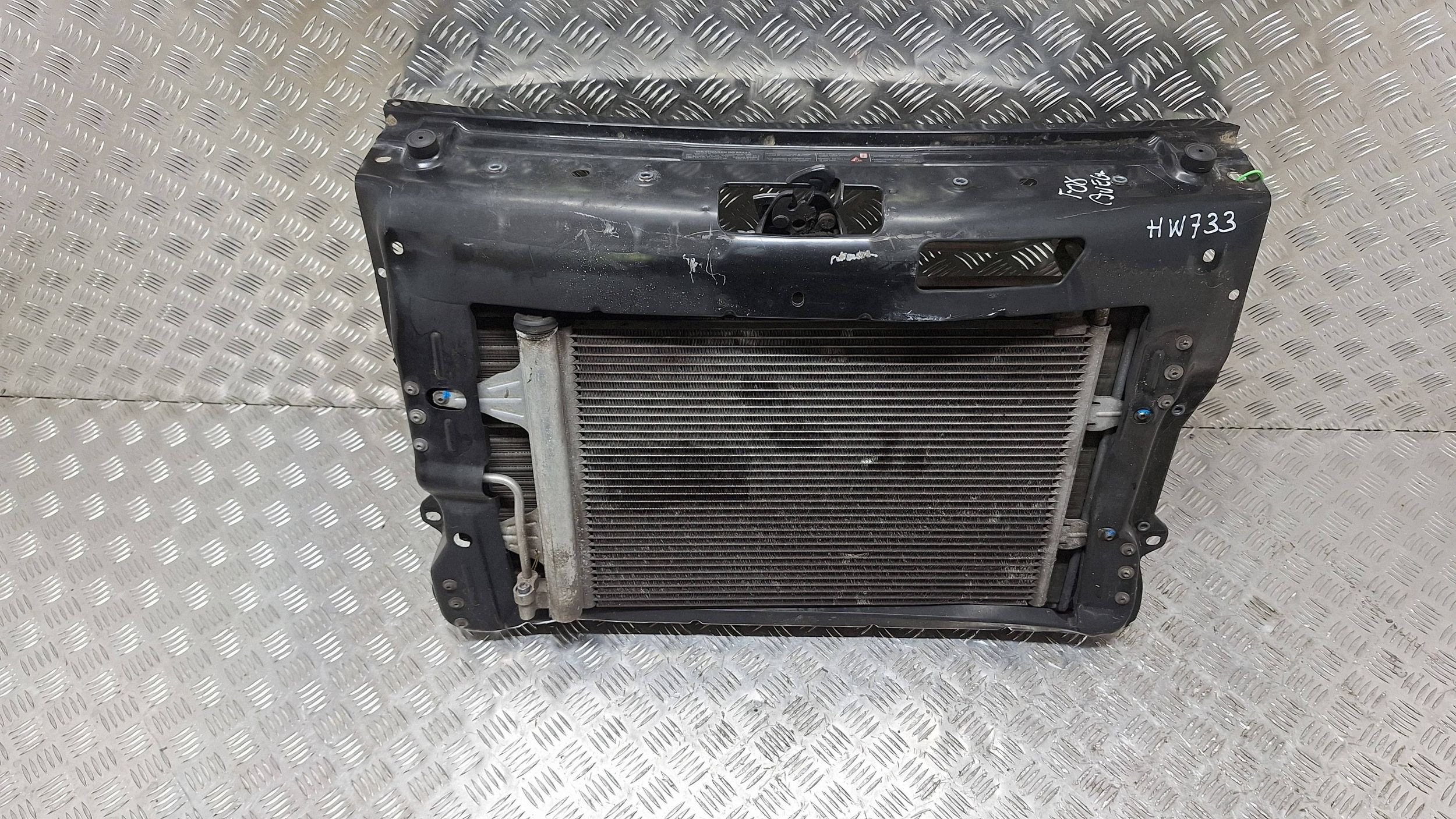 predné čelo priečka chladiče originál 5Z0805594A 5Z0121253D VW FOX