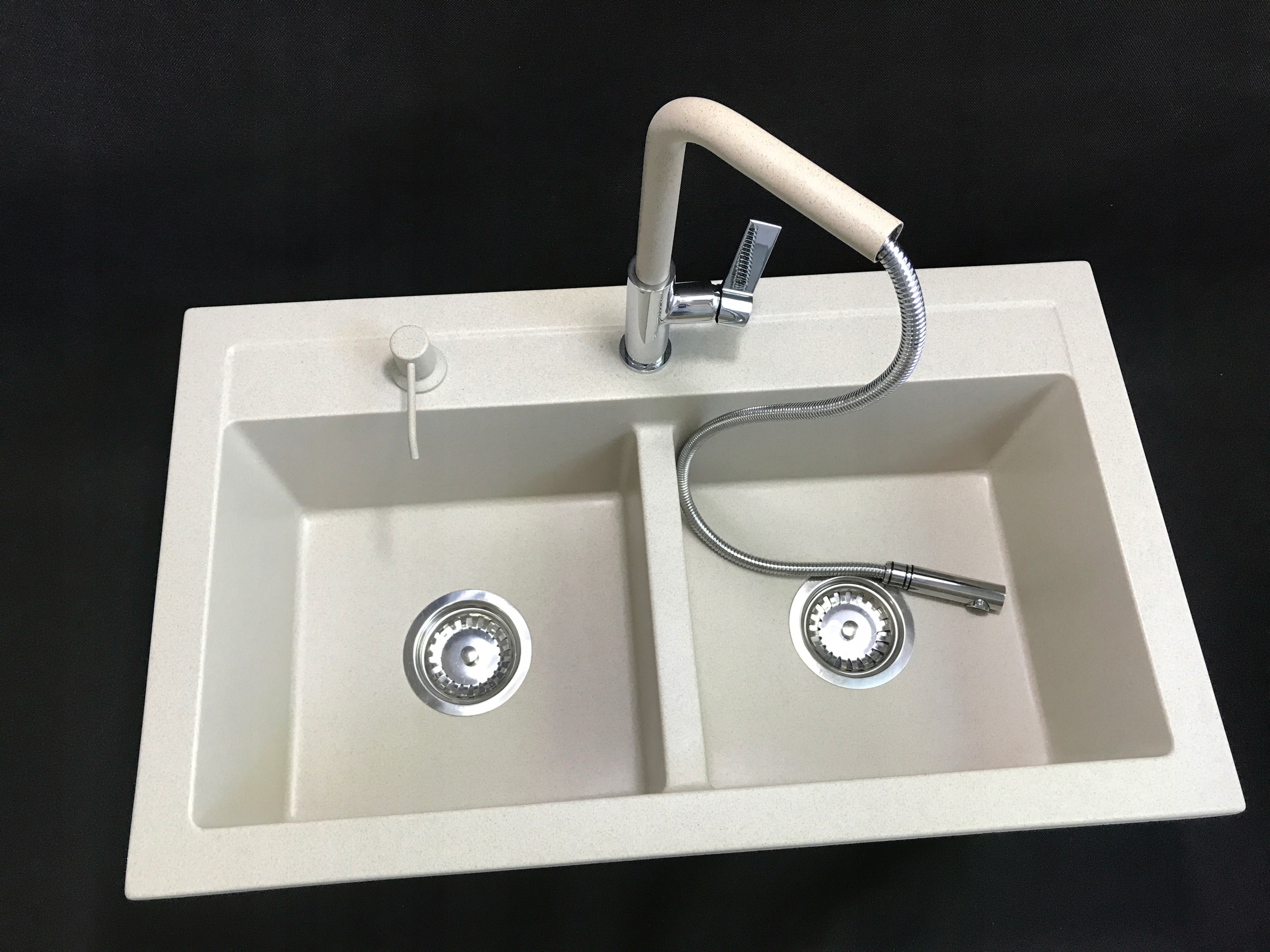 LINEA BEŻOWA BATERIA KUCHENNA Z WYCIĄGANĄ WYLEWKĄ Linia linea