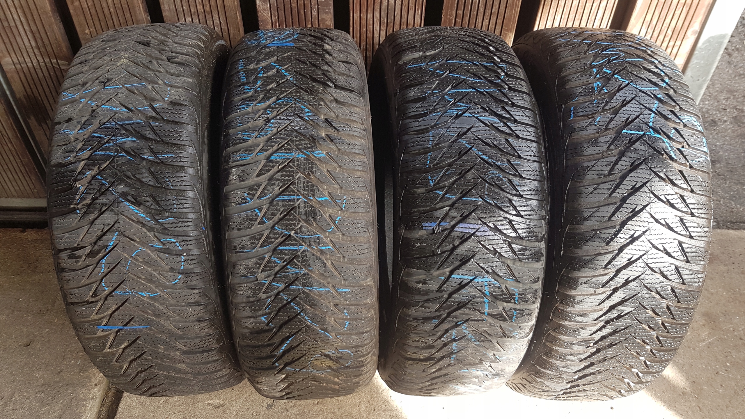 OPONY ZIMOWE GOODYEAR ULTRAGRIP 8 195/55 R16 87H