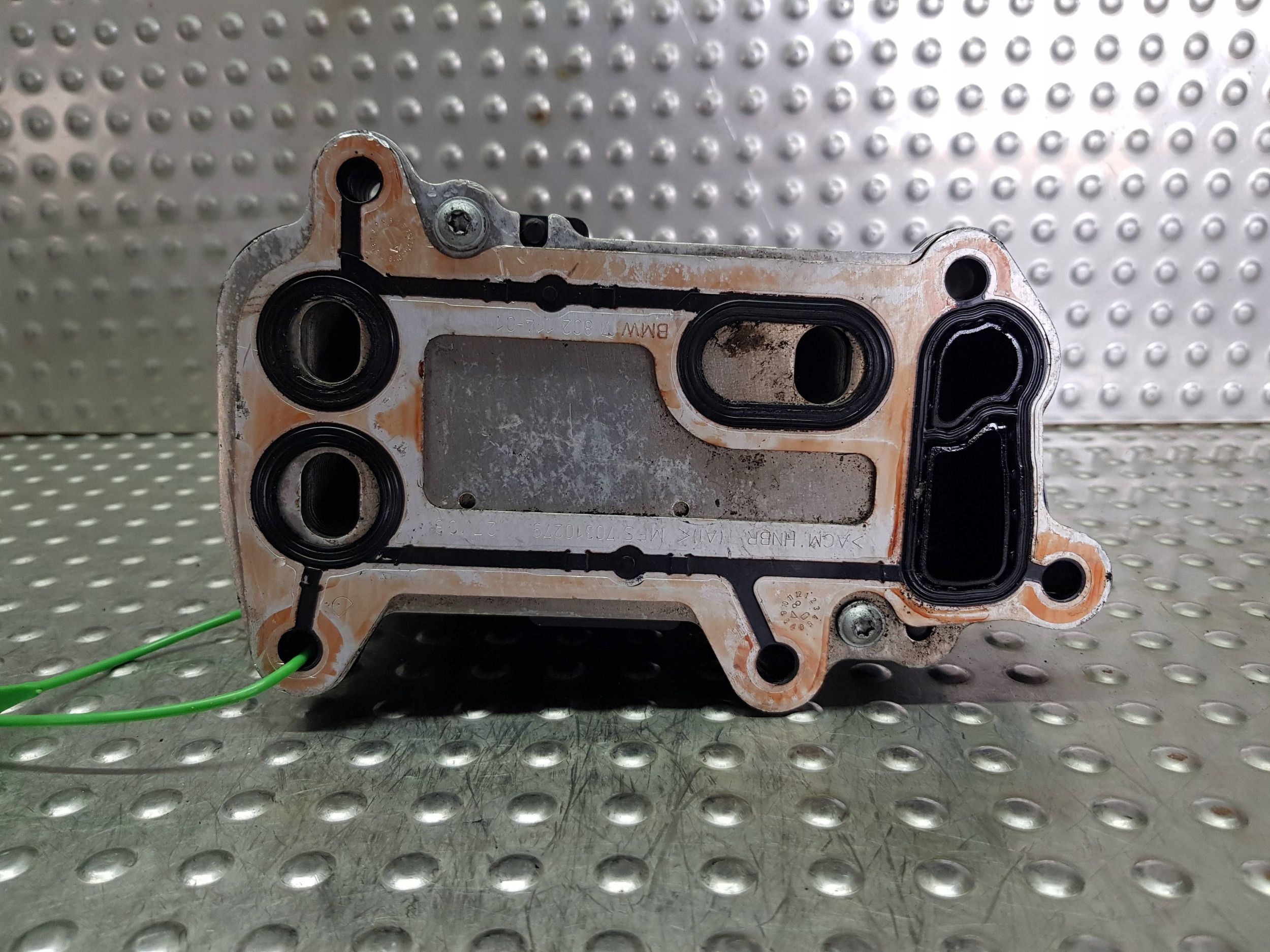 csomag szűrő olaj 7807799 BMW E90 E83 E87 E91 E60 E88 E92 E93 2.0D N47