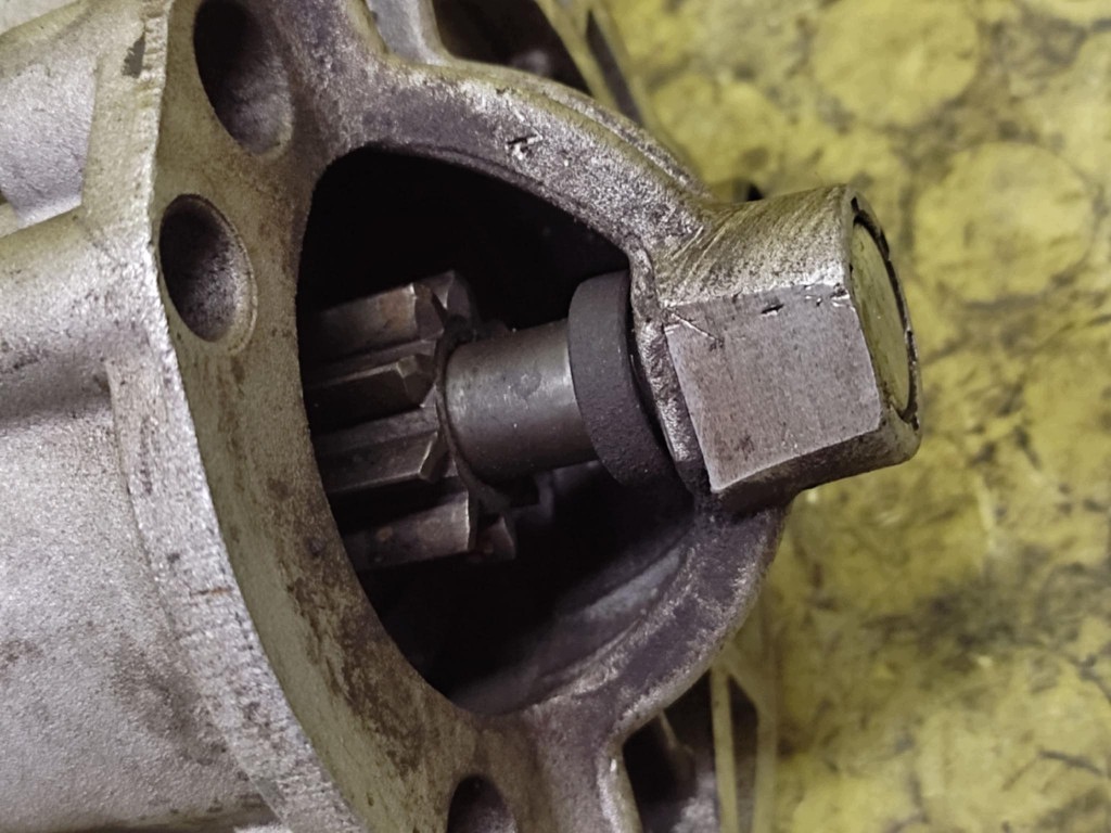 PEUGEOT 206+ 1.4 starter S3010