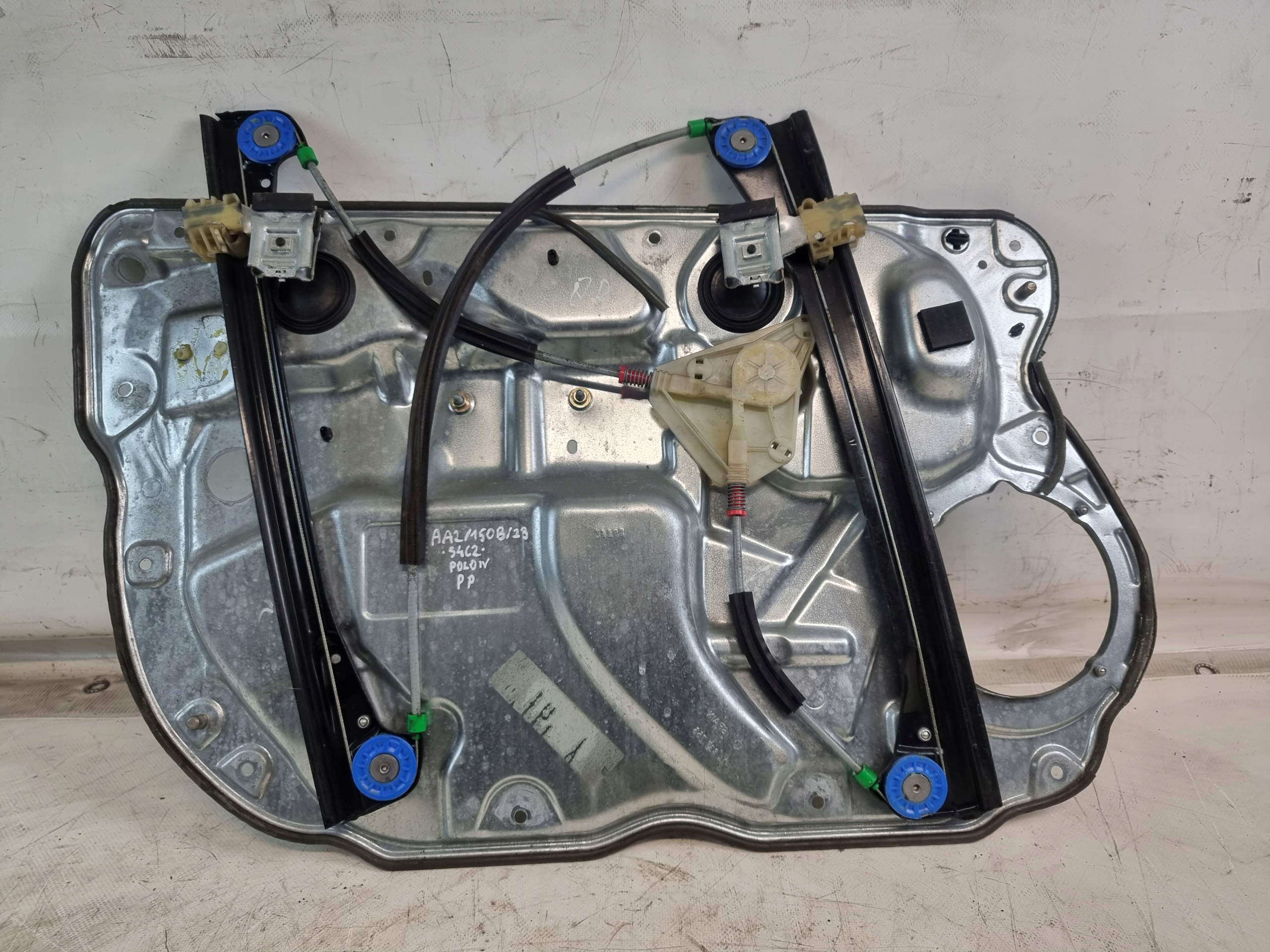 window regulator right front OE 6Q4837756 VW POLO IV 4