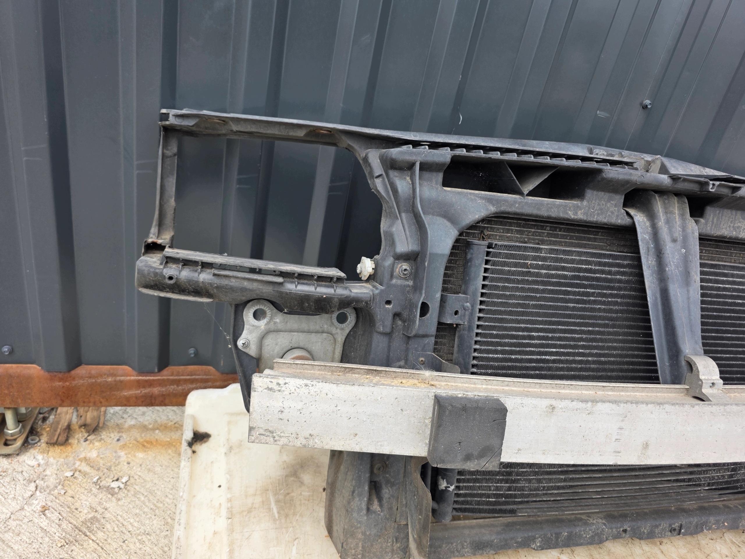 support panel for radiators complete AUDI A3 8L LIFT 1.9 TDI original !!!