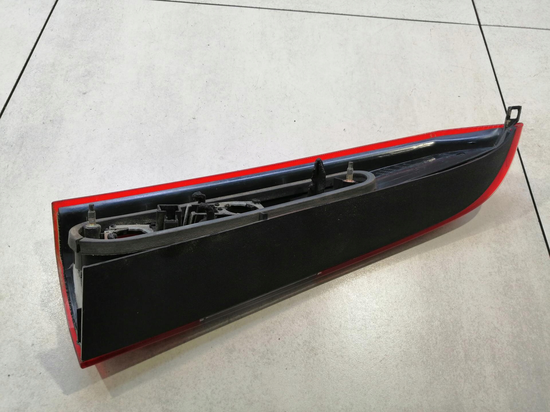 light right rear part upper VOLVO V70 II XC 2.4 T