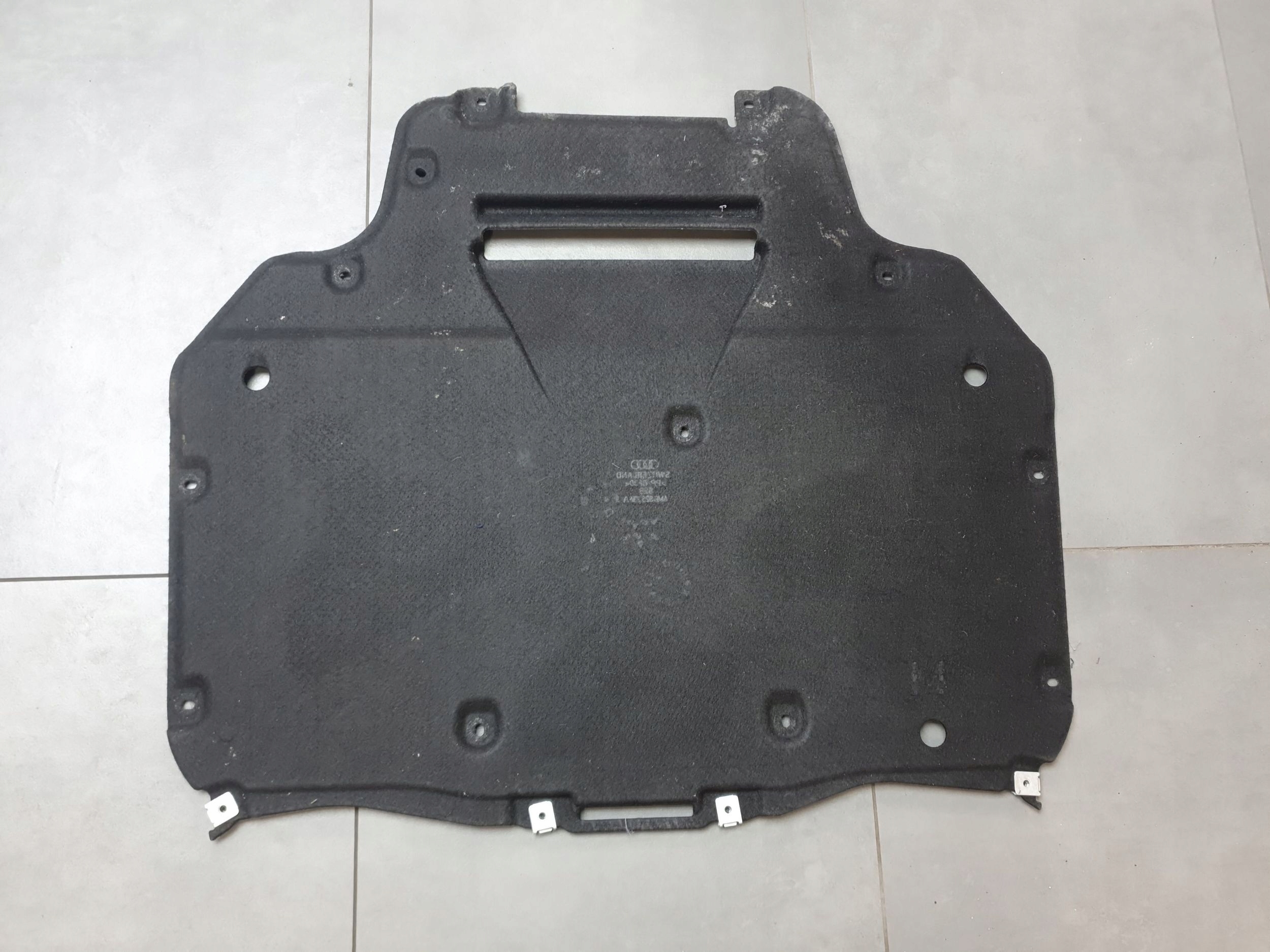 Audi Q8 Blende Abdeckung untere Getriebe getriebe 4M0825236AE
