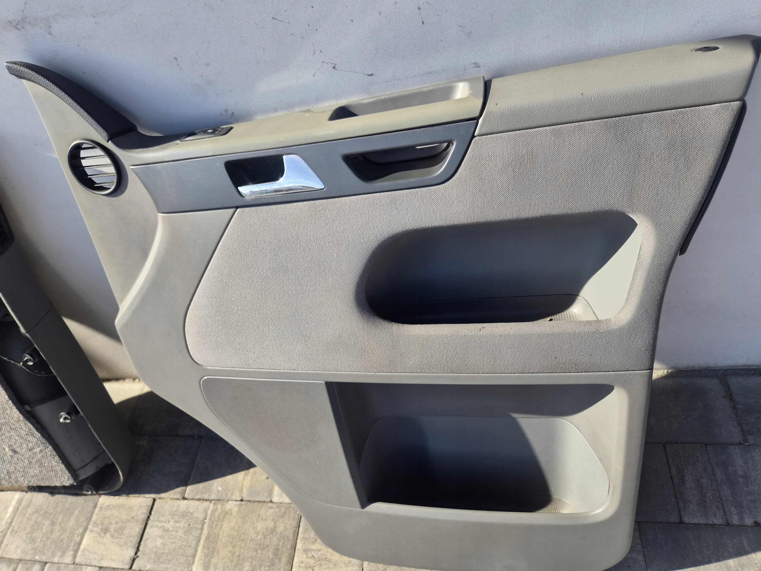 VW T5 side upholstery door przednich MULTIVAN left right kierowca pasazer